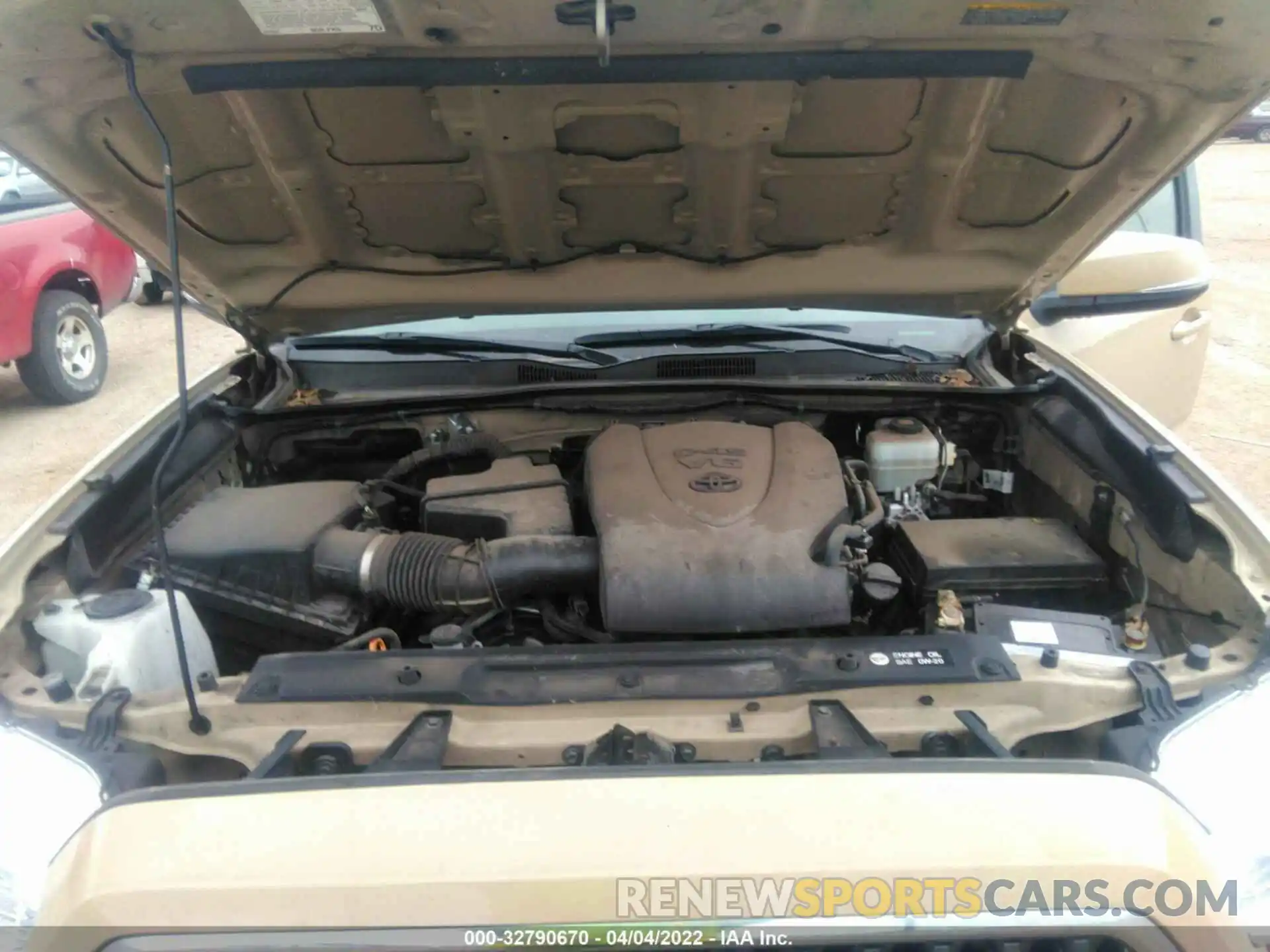 10 Photograph of a damaged car 3TMCZ5AN3KM238905 TOYOTA TACOMA 4WD 2019