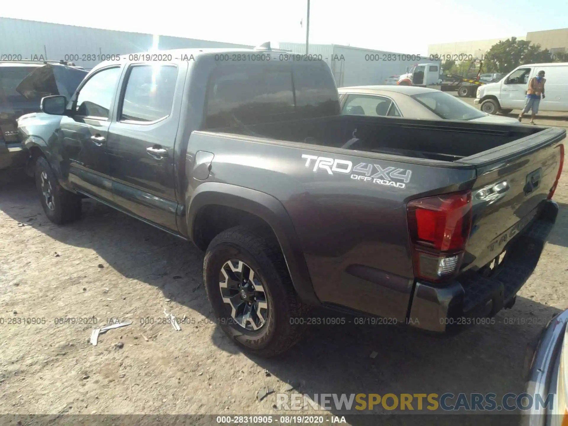 3 Photograph of a damaged car 3TMCZ5AN3KM242713 TOYOTA TACOMA 4WD 2019