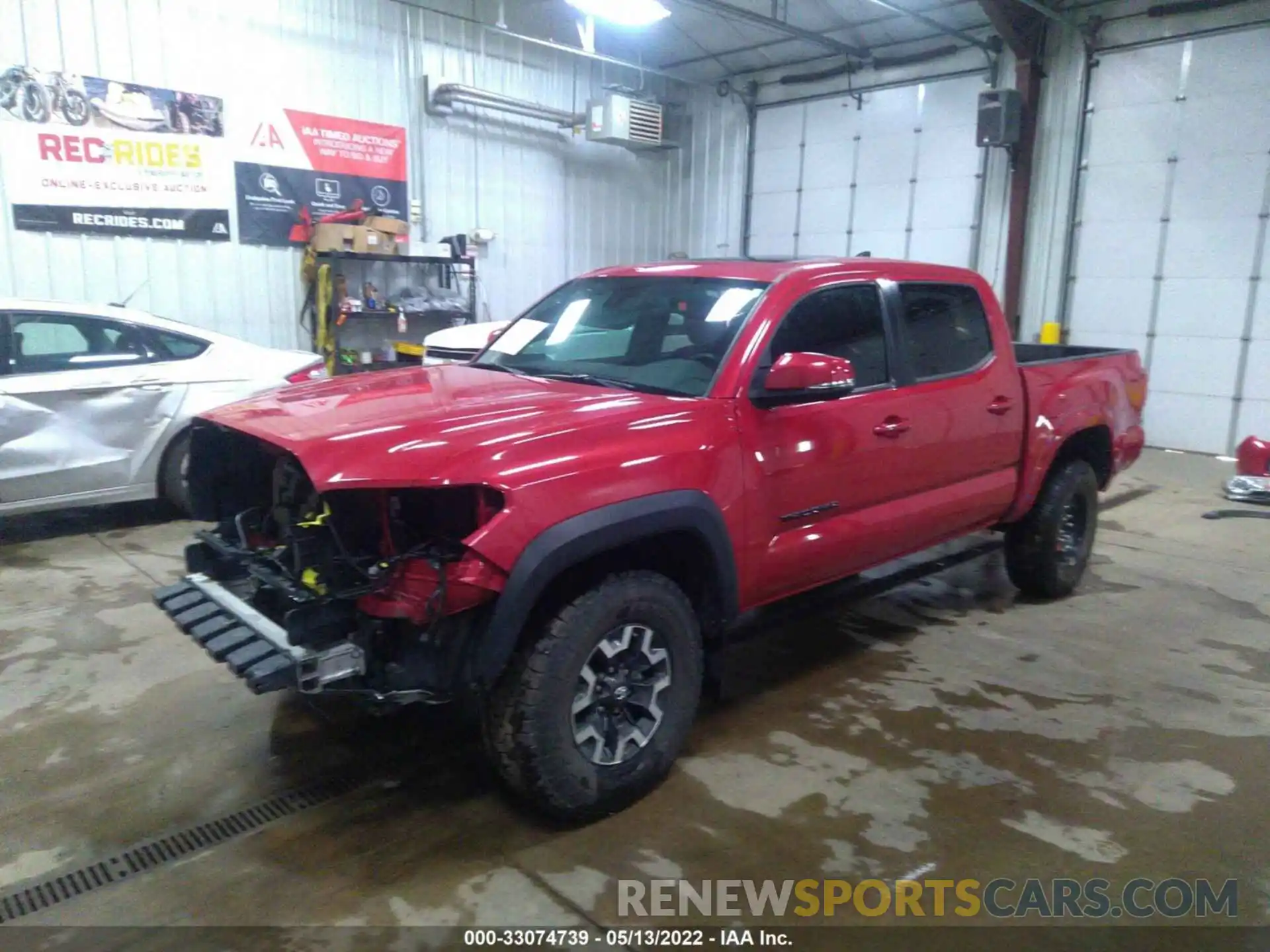 2 Фотография поврежденного автомобиля 3TMCZ5AN3KM250374 TOYOTA TACOMA 4WD 2019