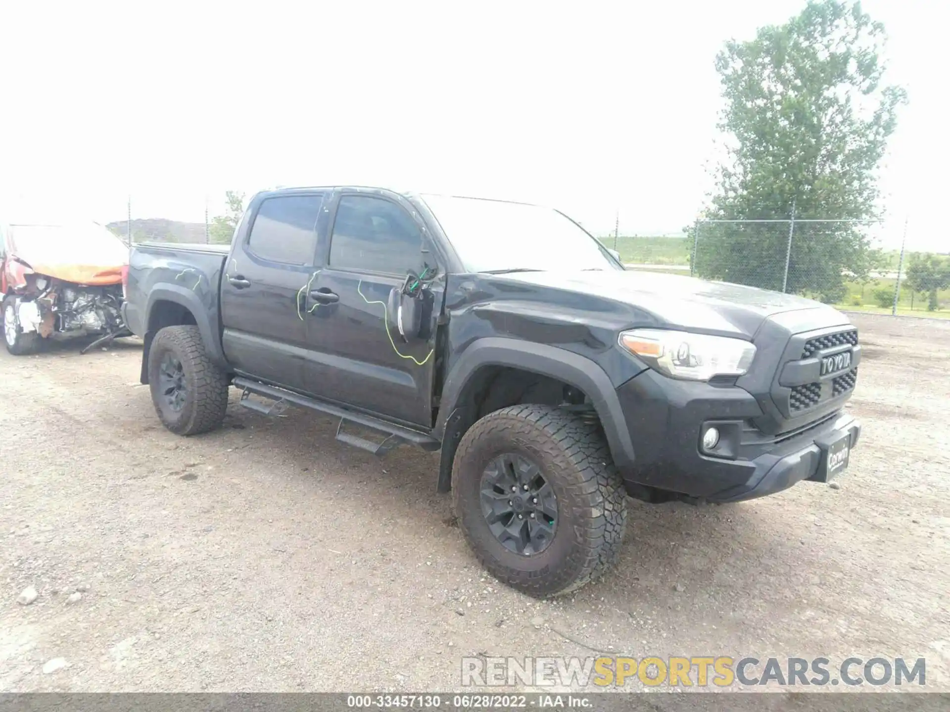 1 Фотография поврежденного автомобиля 3TMCZ5AN3KM252545 TOYOTA TACOMA 4WD 2019