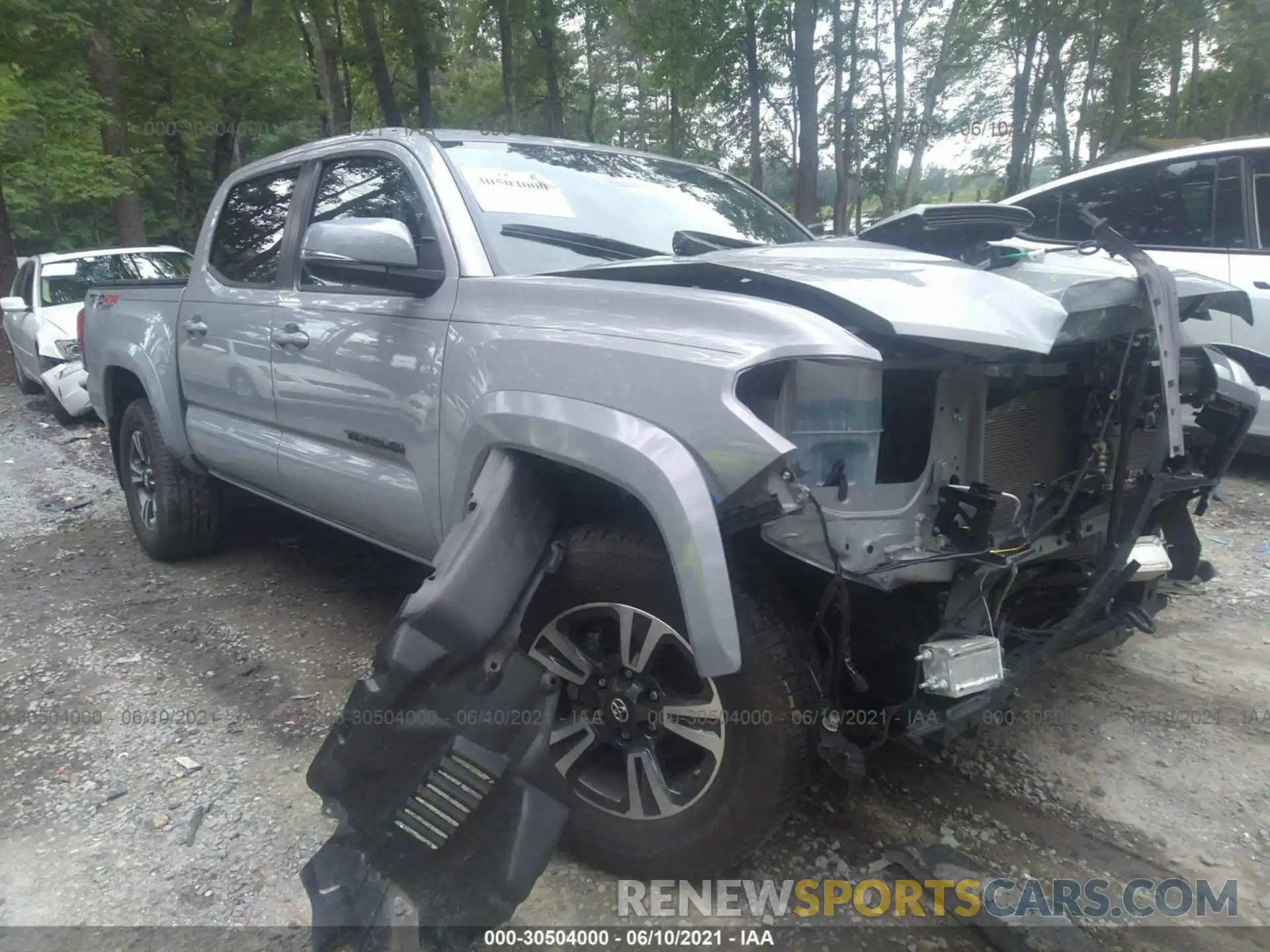 1 Photograph of a damaged car 3TMCZ5AN3KM262959 TOYOTA TACOMA 4WD 2019