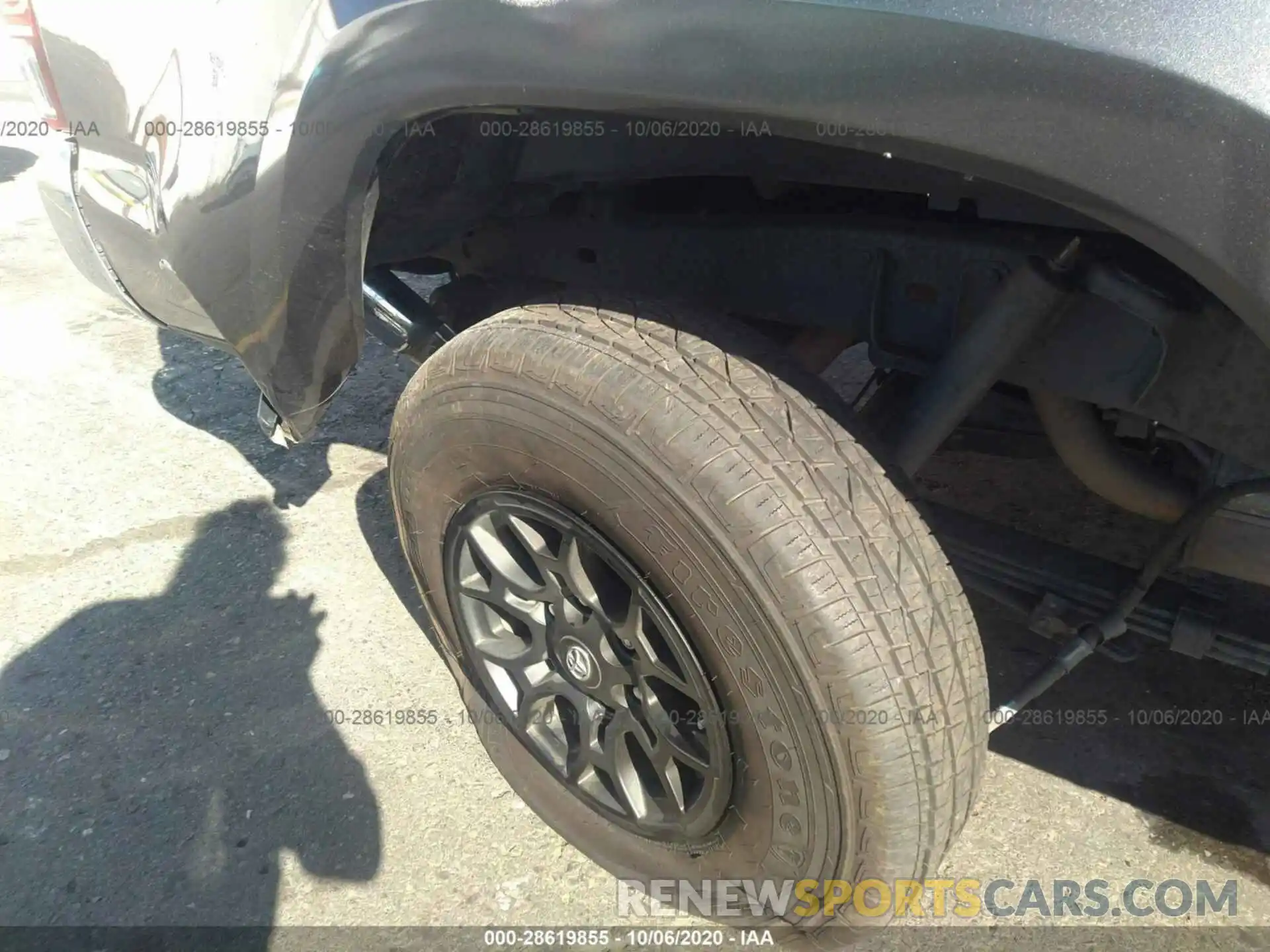 6 Фотография поврежденного автомобиля 3TMCZ5AN3KM264663 TOYOTA TACOMA 4WD 2019