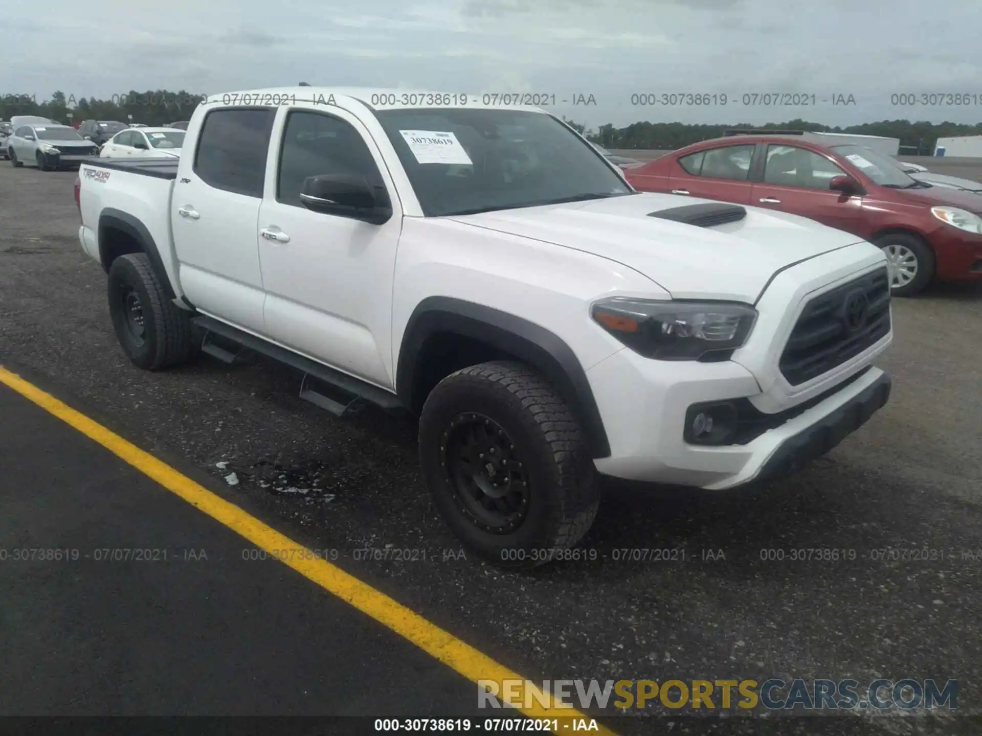 1 Photograph of a damaged car 3TMCZ5AN3KM271113 TOYOTA TACOMA 4WD 2019