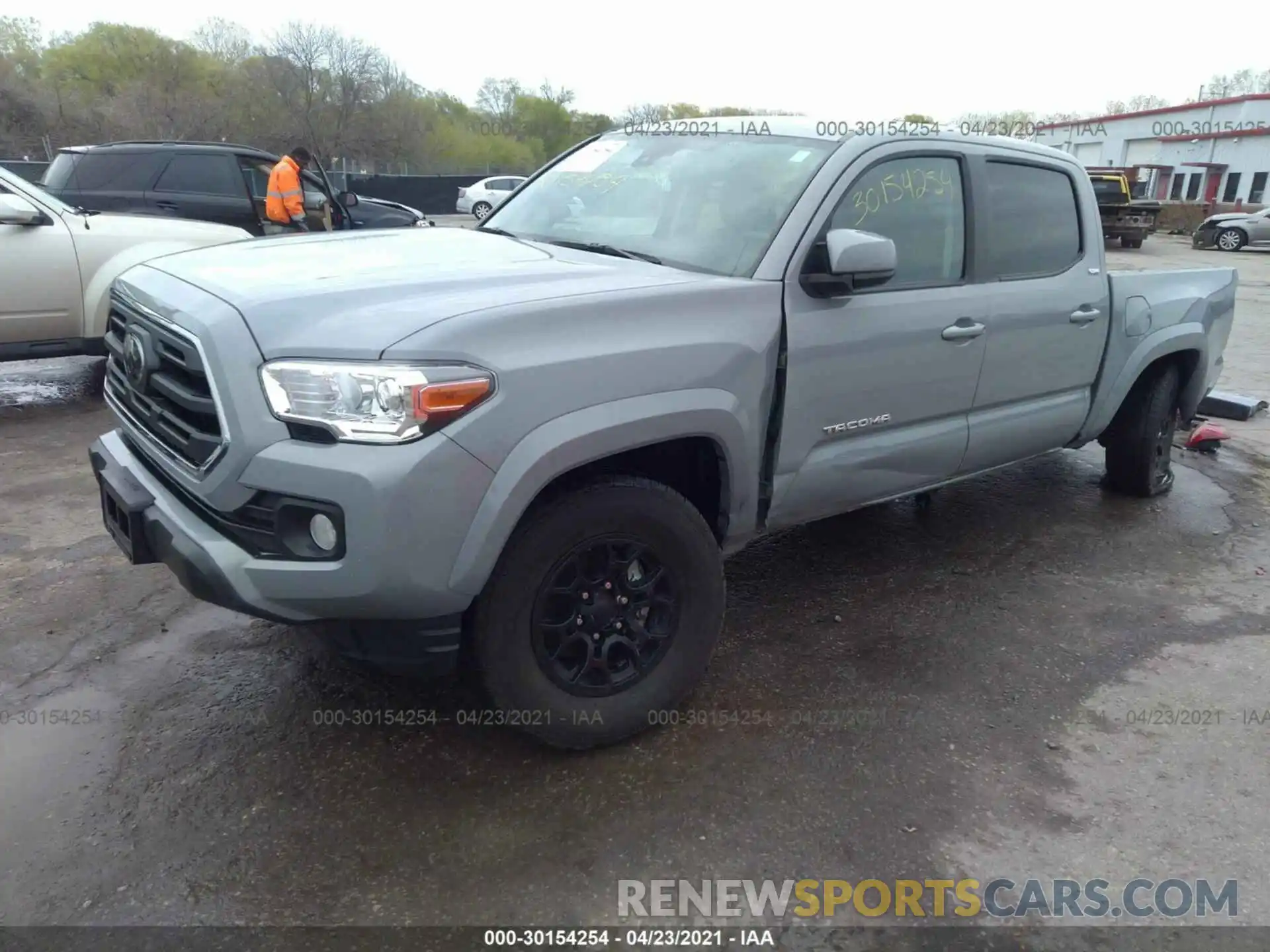 2 Photograph of a damaged car 3TMCZ5AN3KM274867 TOYOTA TACOMA 4WD 2019