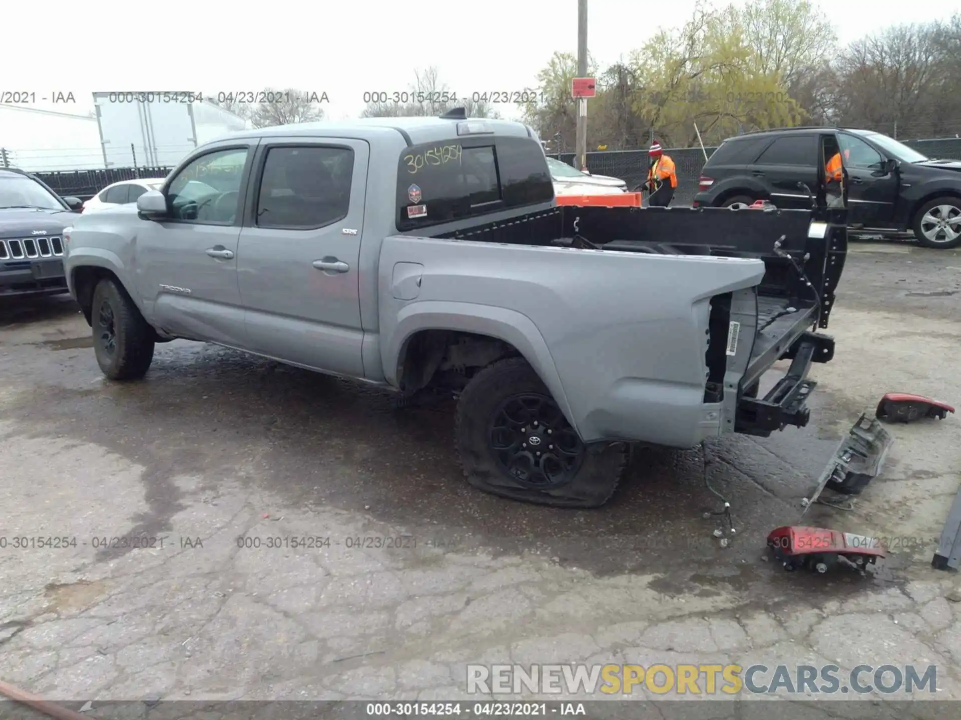 3 Photograph of a damaged car 3TMCZ5AN3KM274867 TOYOTA TACOMA 4WD 2019