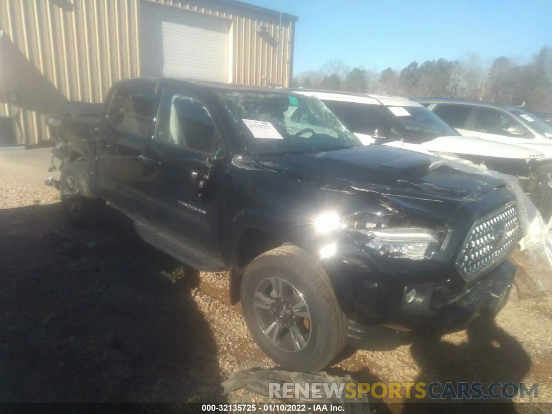 1 Photograph of a damaged car 3TMCZ5AN4KM197166 TOYOTA TACOMA 4WD 2019