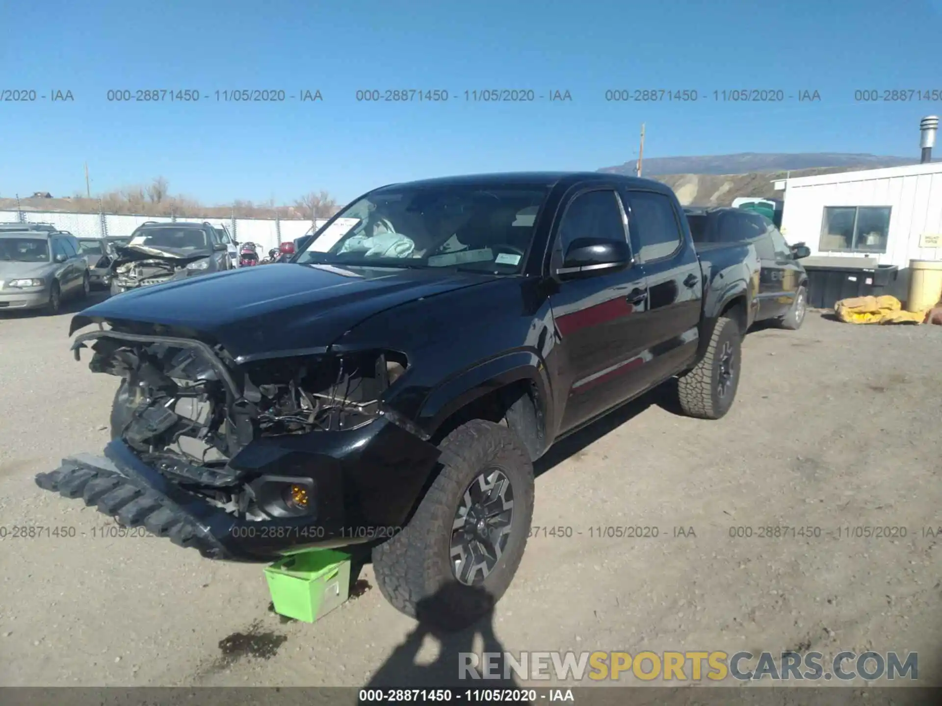 2 Фотография поврежденного автомобиля 3TMCZ5AN4KM197362 TOYOTA TACOMA 4WD 2019