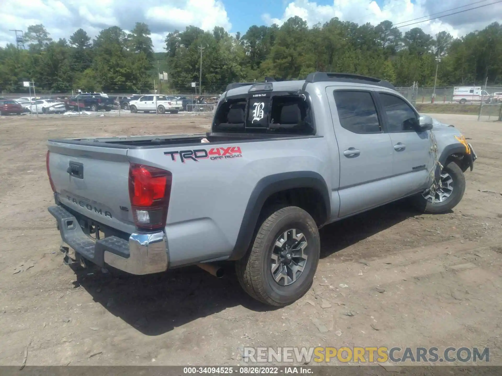 4 Photograph of a damaged car 3TMCZ5AN4KM203502 TOYOTA TACOMA 4WD 2019