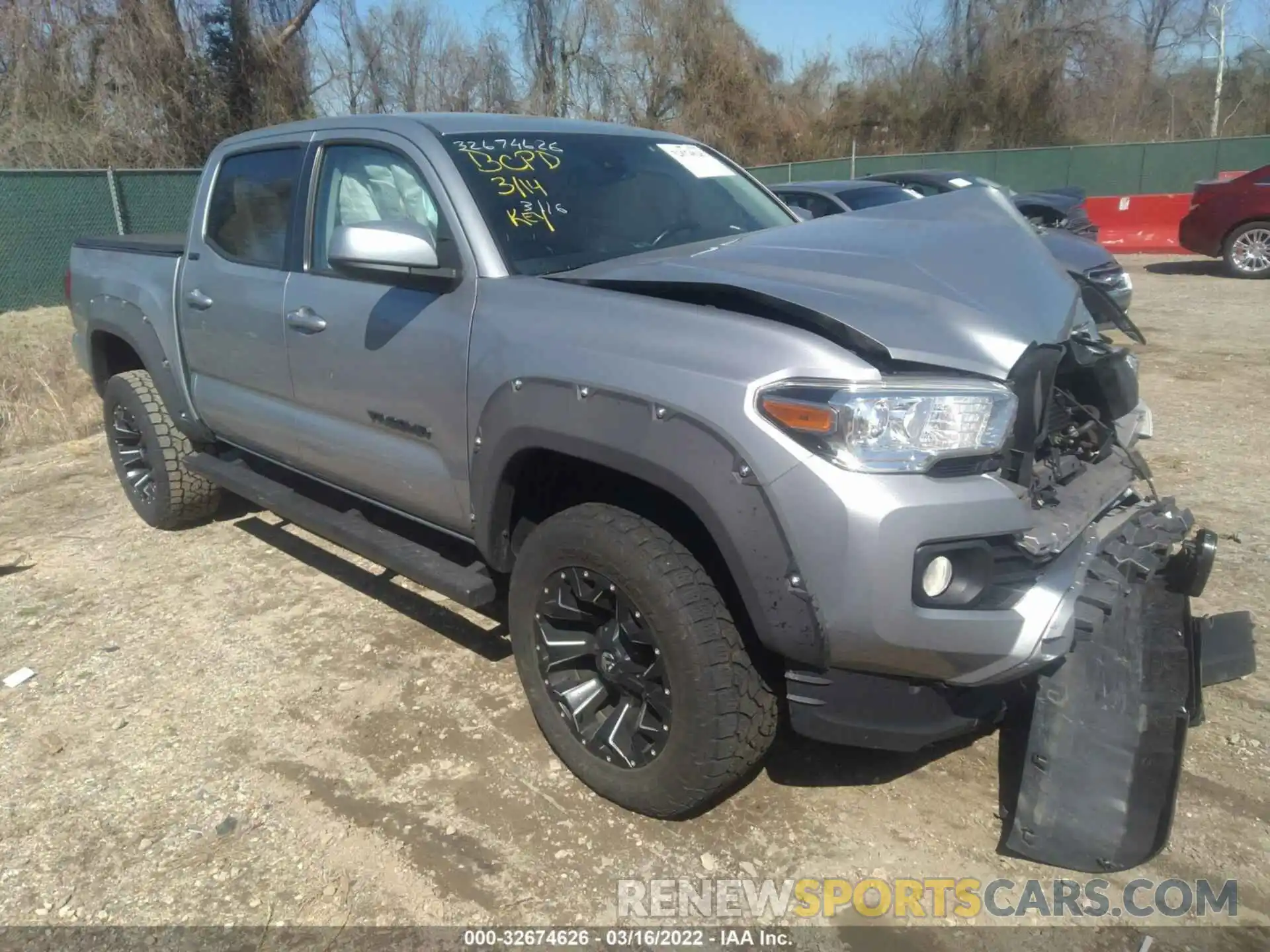 1 Photograph of a damaged car 3TMCZ5AN4KM211325 TOYOTA TACOMA 4WD 2019