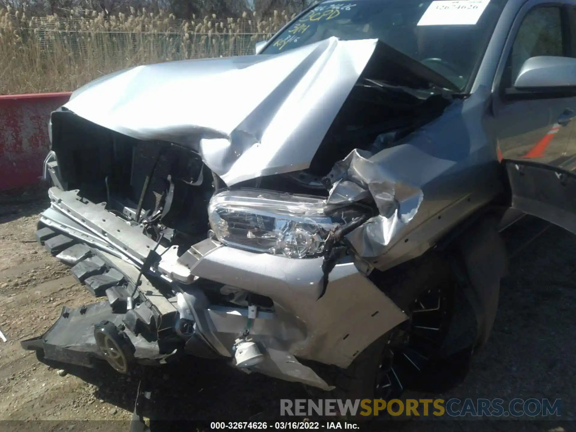 6 Photograph of a damaged car 3TMCZ5AN4KM211325 TOYOTA TACOMA 4WD 2019