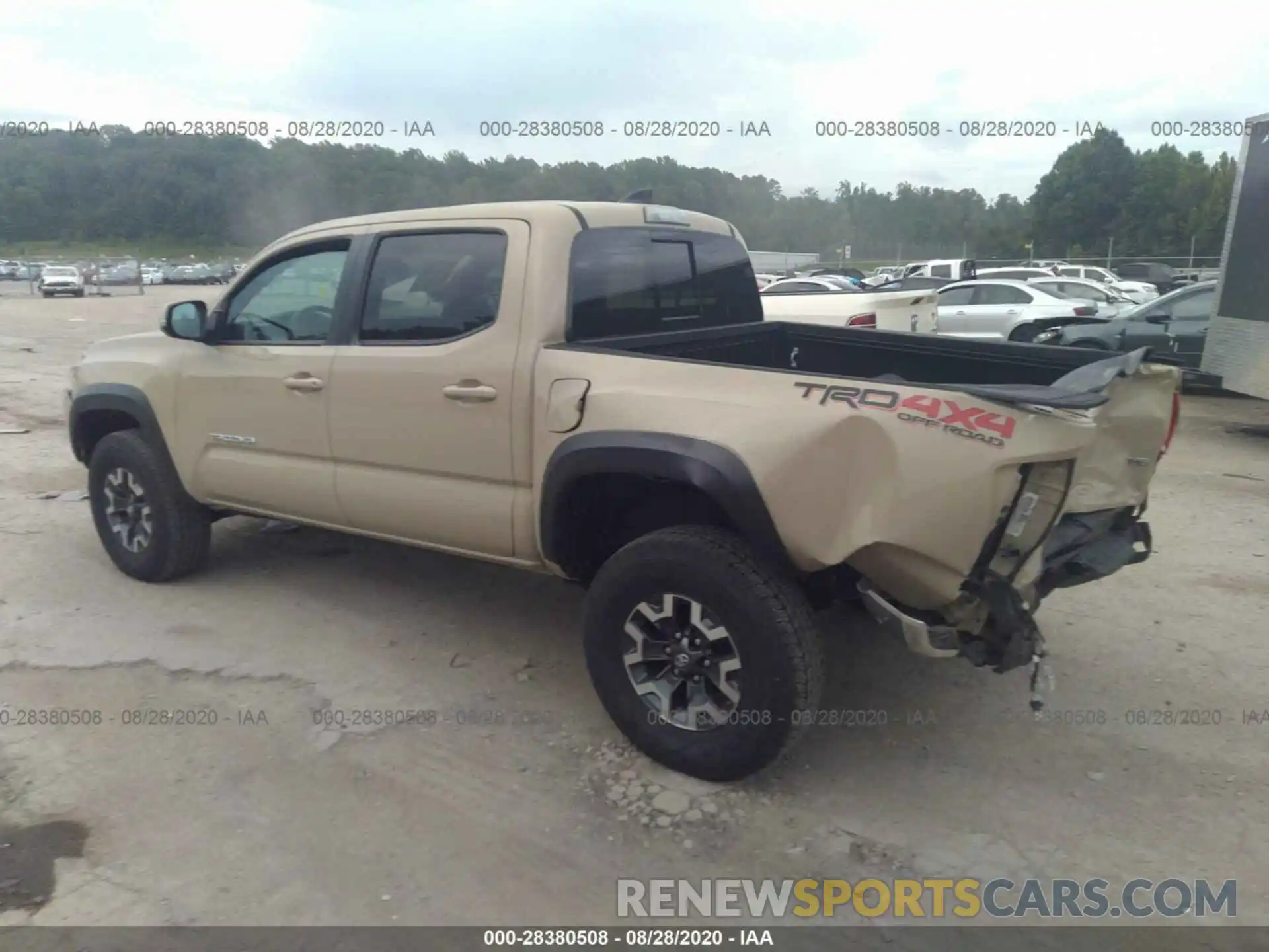 3 Фотография поврежденного автомобиля 3TMCZ5AN4KM216976 TOYOTA TACOMA 4WD 2019