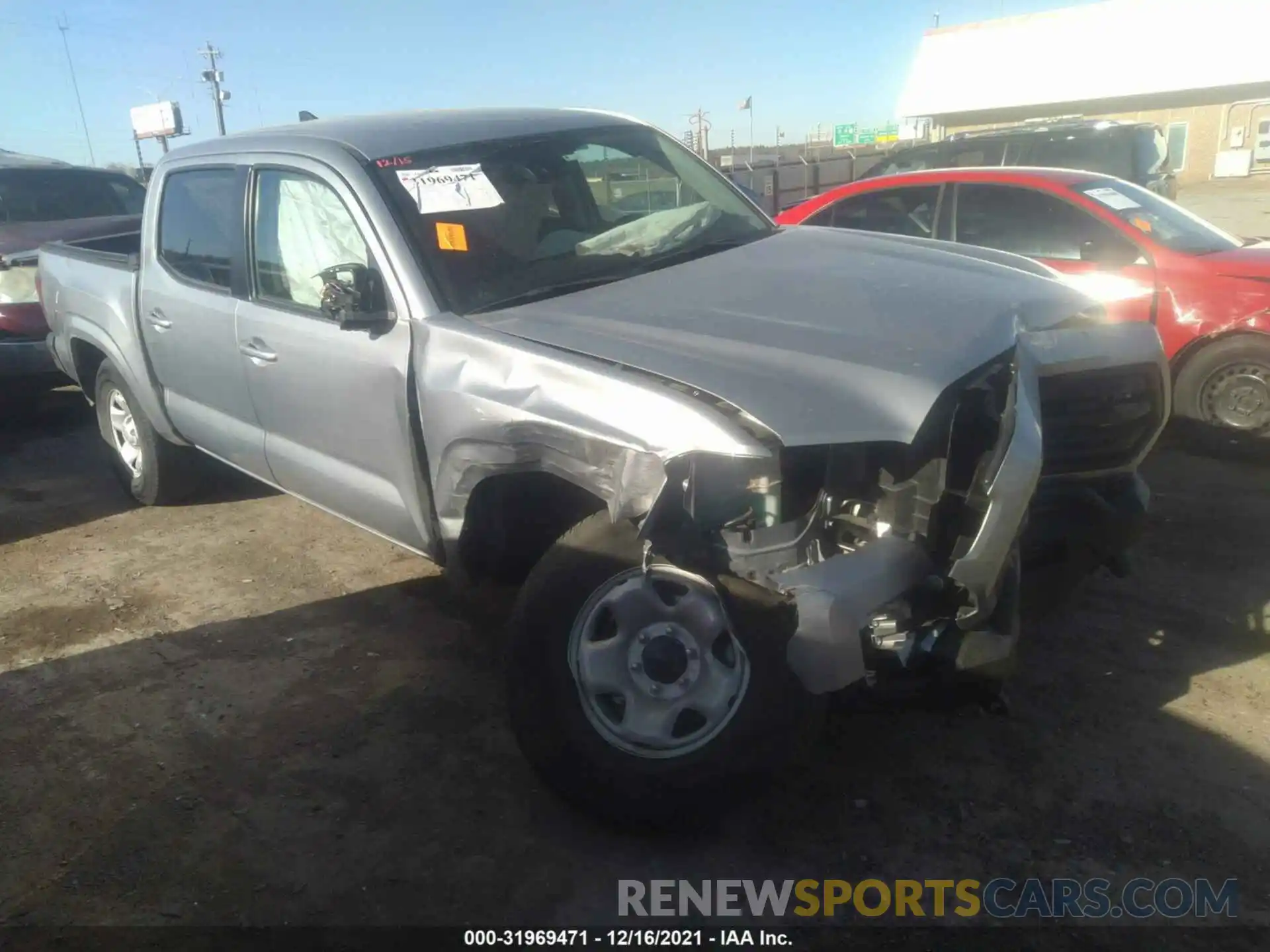 1 Photograph of a damaged car 3TMCZ5AN4KM221899 TOYOTA TACOMA 4WD 2019