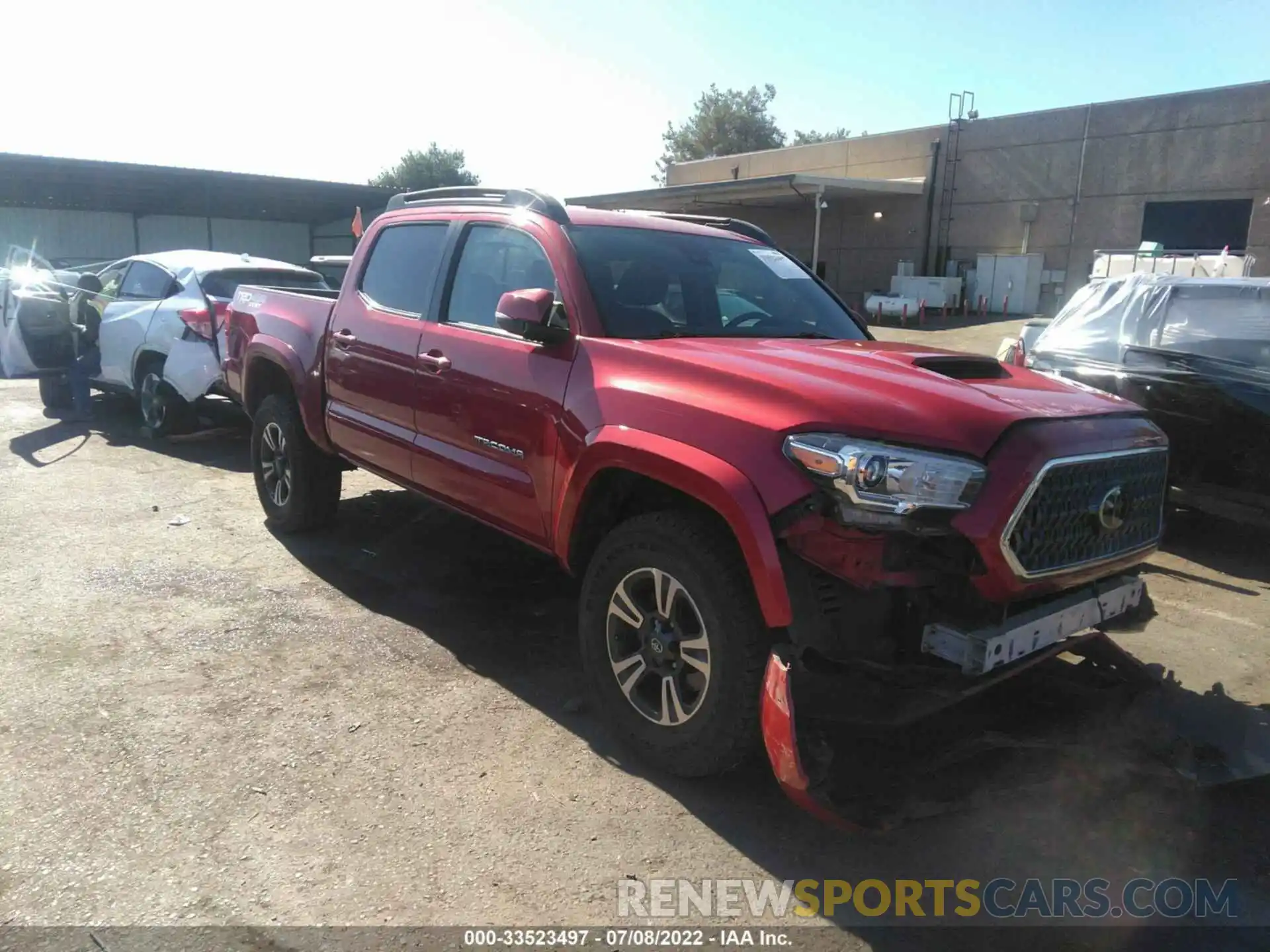 1 Photograph of a damaged car 3TMCZ5AN4KM223488 TOYOTA TACOMA 4WD 2019