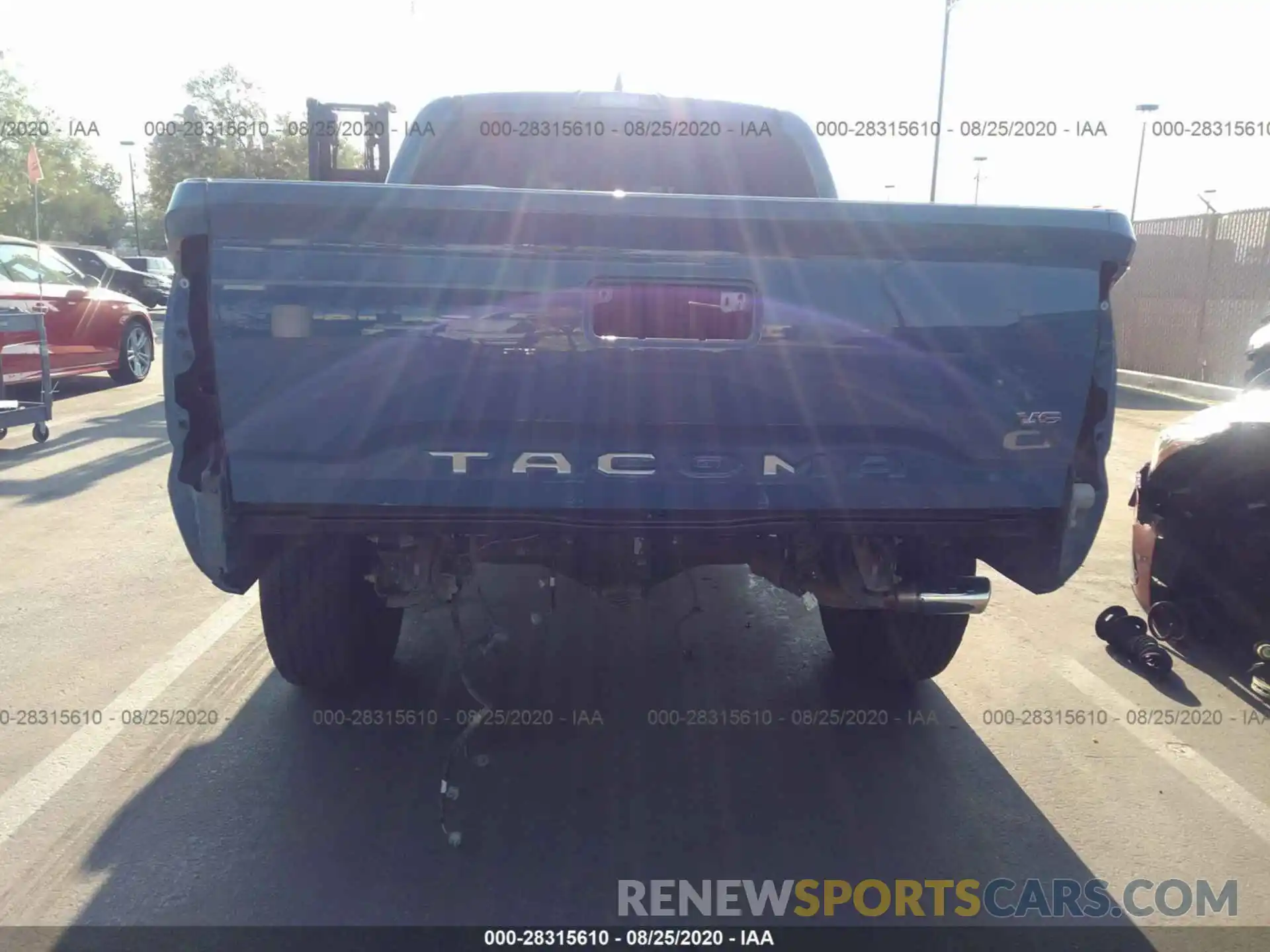 6 Photograph of a damaged car 3TMCZ5AN4KM224043 TOYOTA TACOMA 4WD 2019