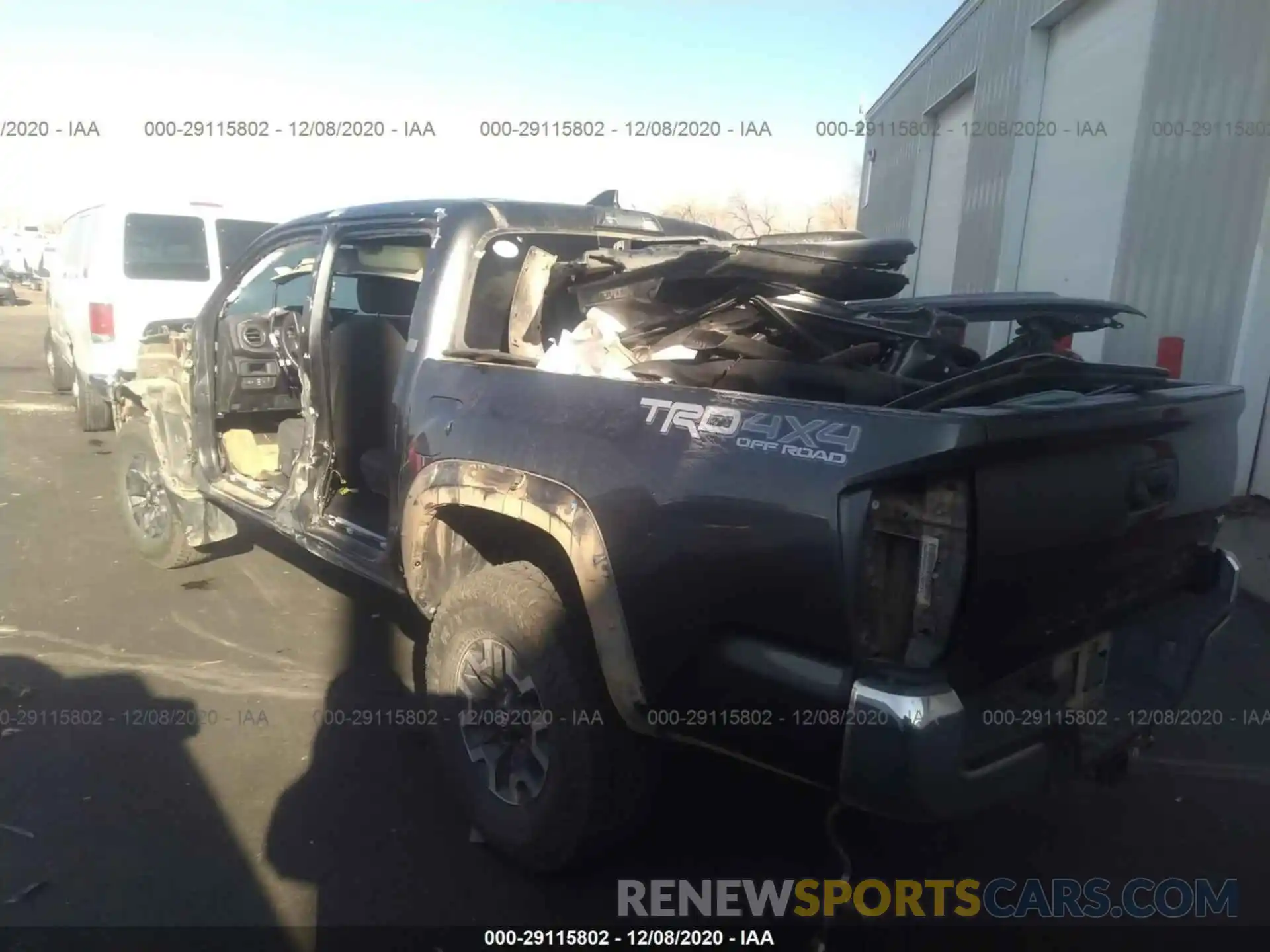 3 Photograph of a damaged car 3TMCZ5AN4KM225886 TOYOTA TACOMA 4WD 2019