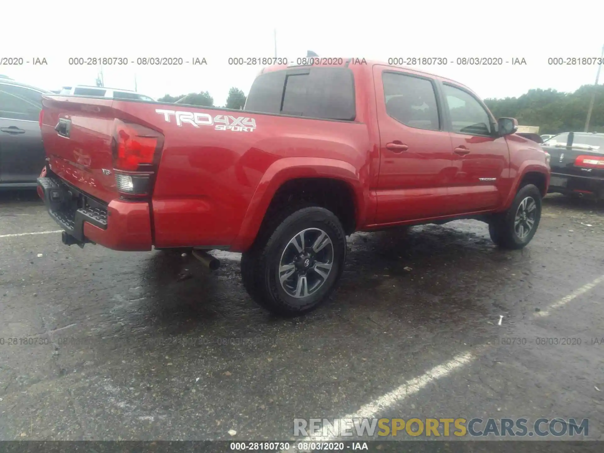 4 Photograph of a damaged car 3TMCZ5AN4KM238251 TOYOTA TACOMA 4WD 2019