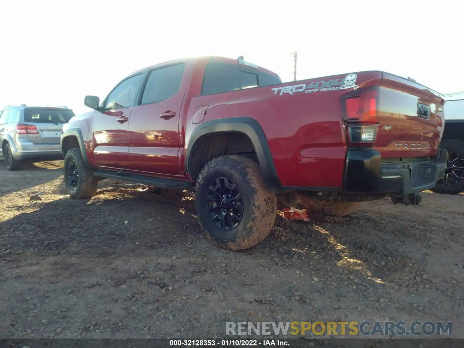 3 Photograph of a damaged car 3TMCZ5AN4KM242607 TOYOTA TACOMA 4WD 2019