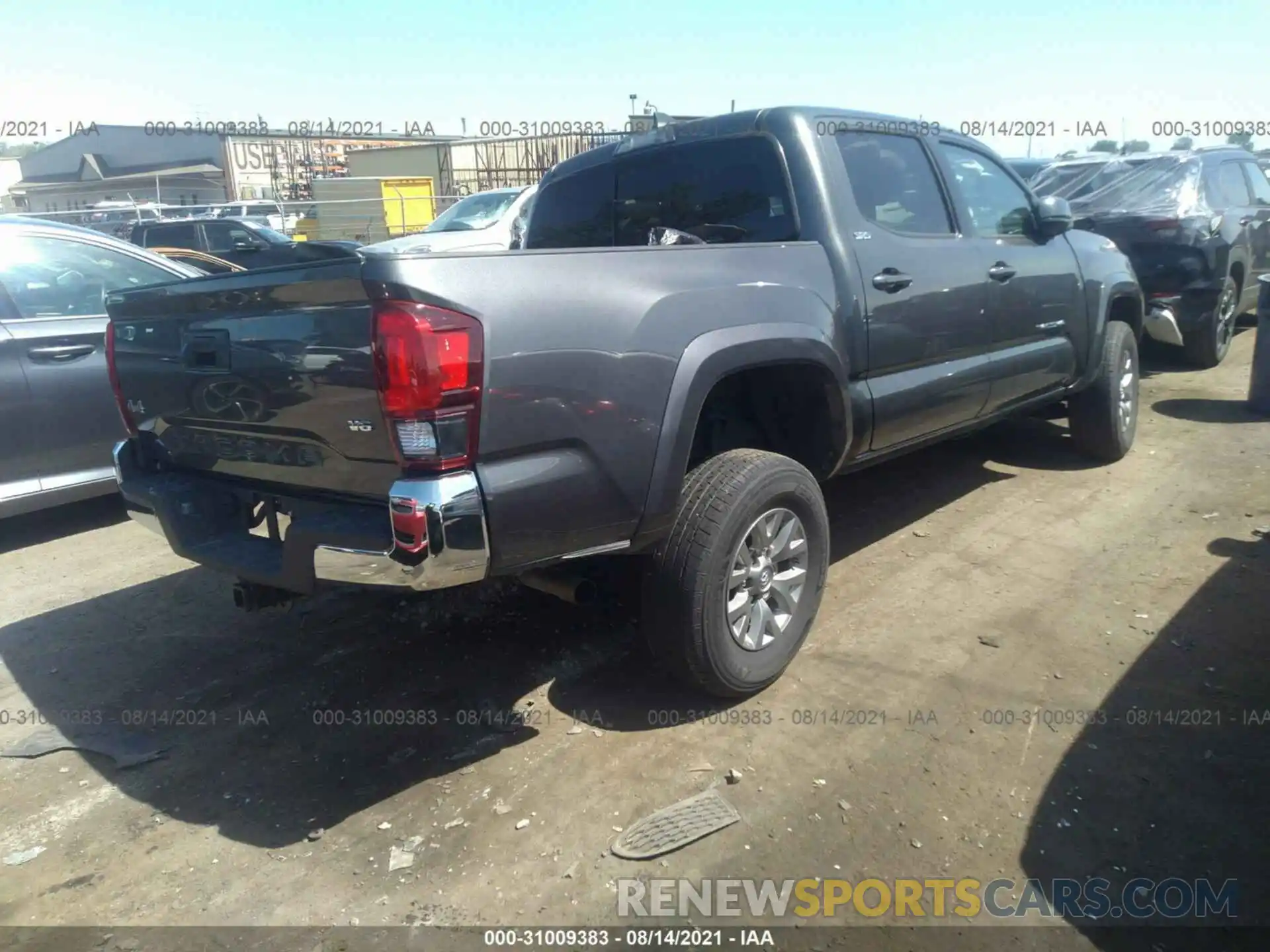 4 Photograph of a damaged car 3TMCZ5AN4KM244891 TOYOTA TACOMA 4WD 2019