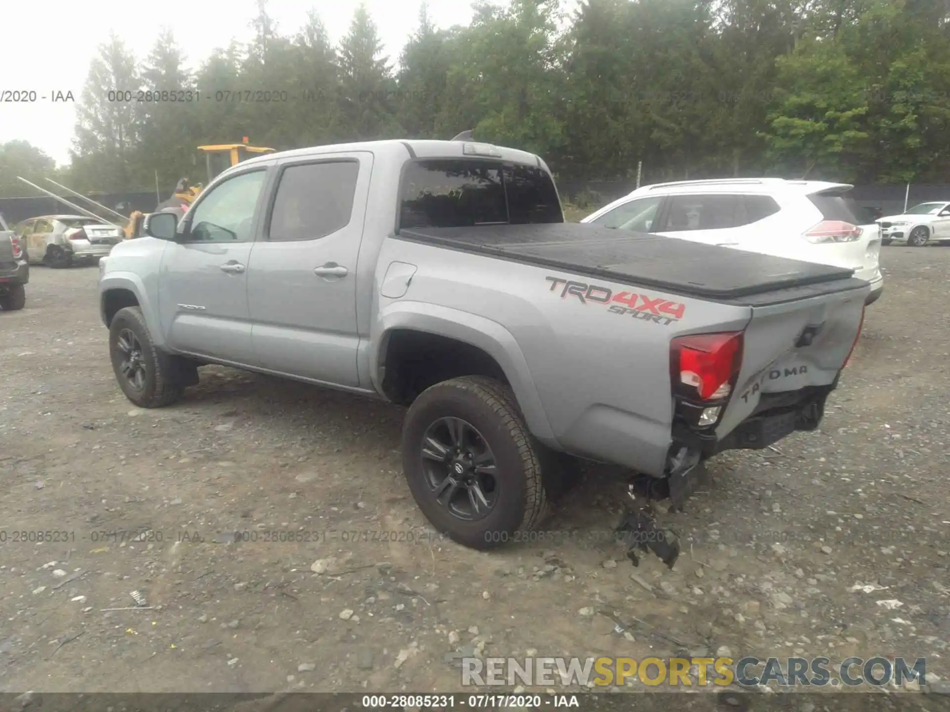 3 Photograph of a damaged car 3TMCZ5AN4KM247791 TOYOTA TACOMA 4WD 2019