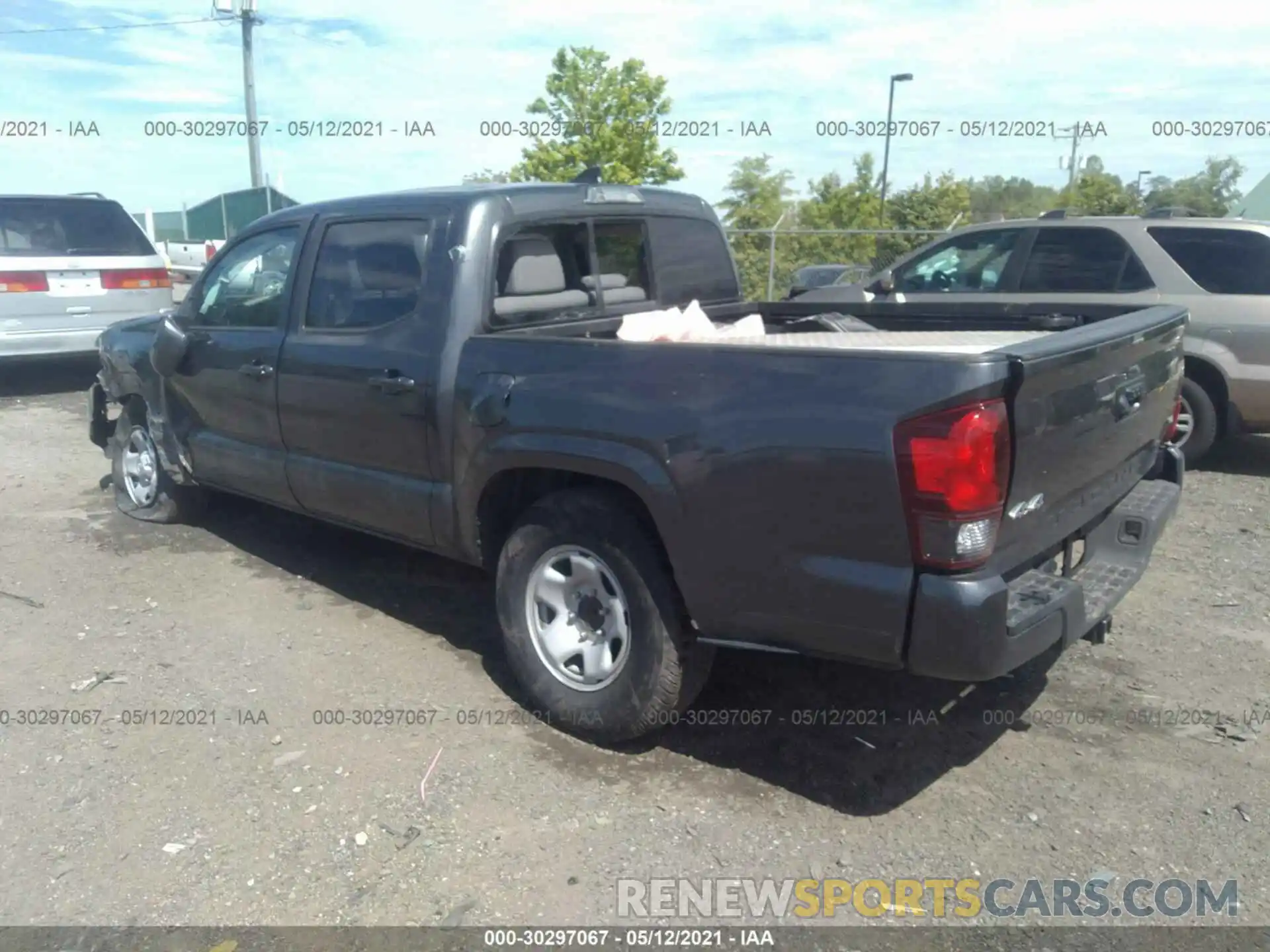 3 Photograph of a damaged car 3TMCZ5AN4KM250884 TOYOTA TACOMA 4WD 2019