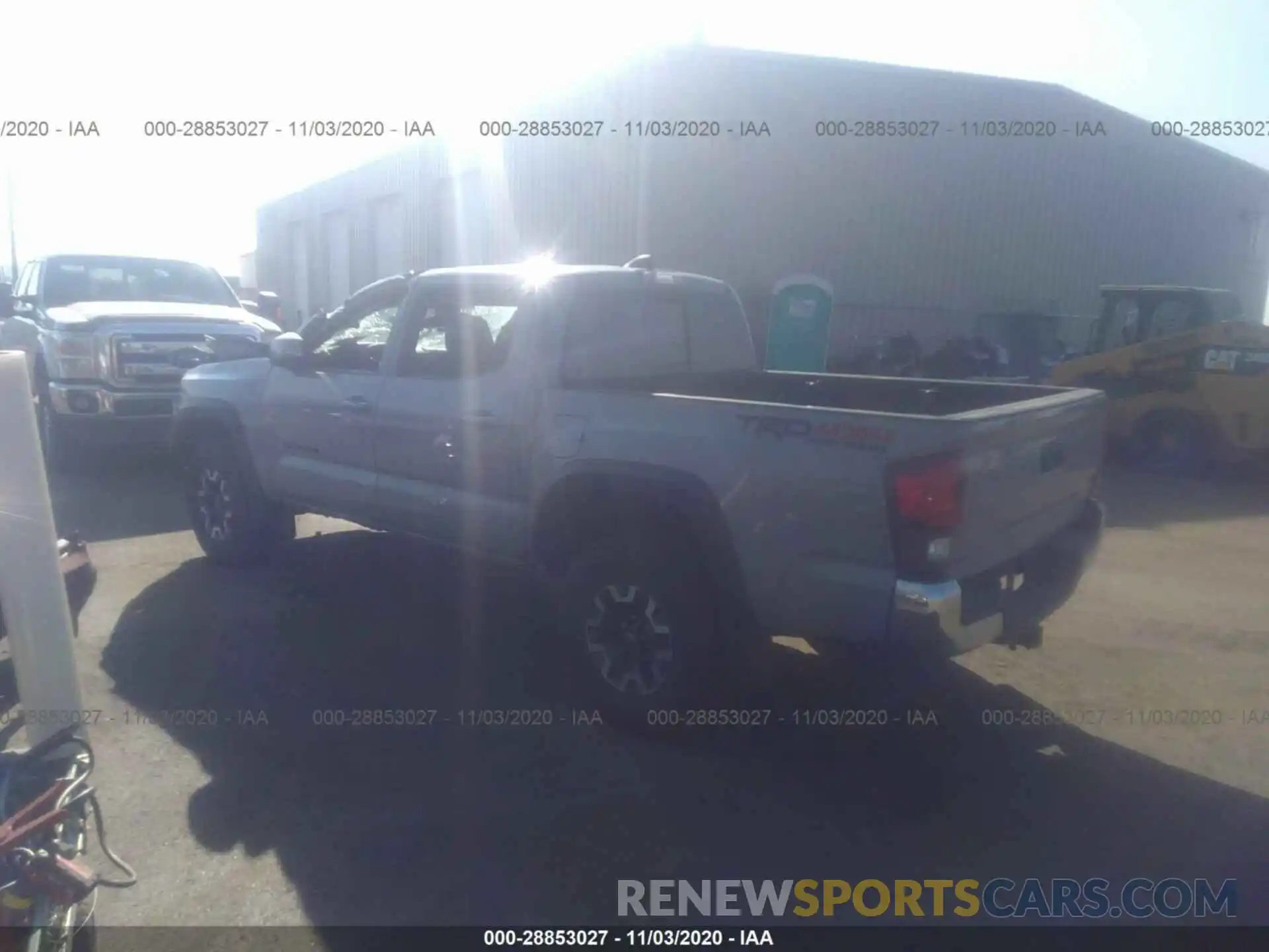 3 Фотография поврежденного автомобиля 3TMCZ5AN4KM263134 TOYOTA TACOMA 4WD 2019