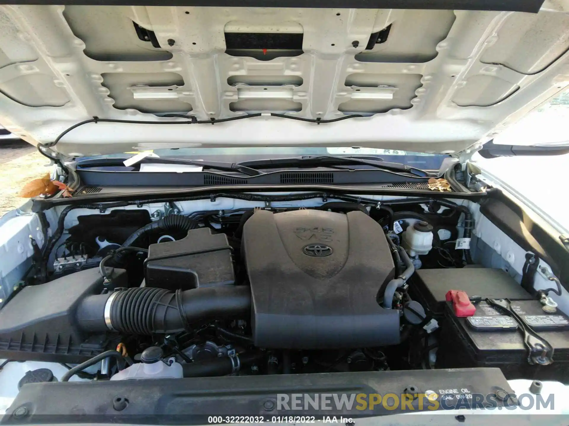 10 Photograph of a damaged car 3TMCZ5AN4KM265689 TOYOTA TACOMA 4WD 2019