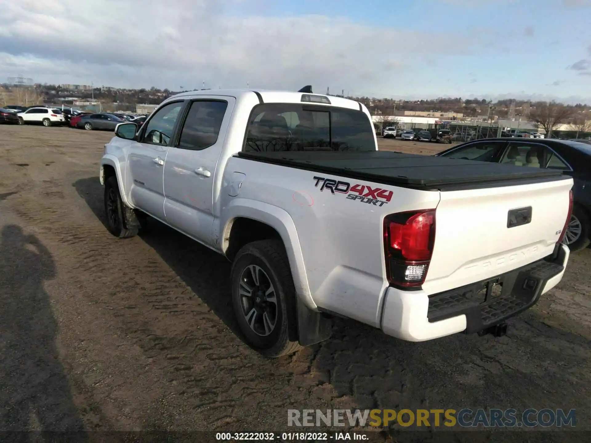 3 Photograph of a damaged car 3TMCZ5AN4KM265689 TOYOTA TACOMA 4WD 2019