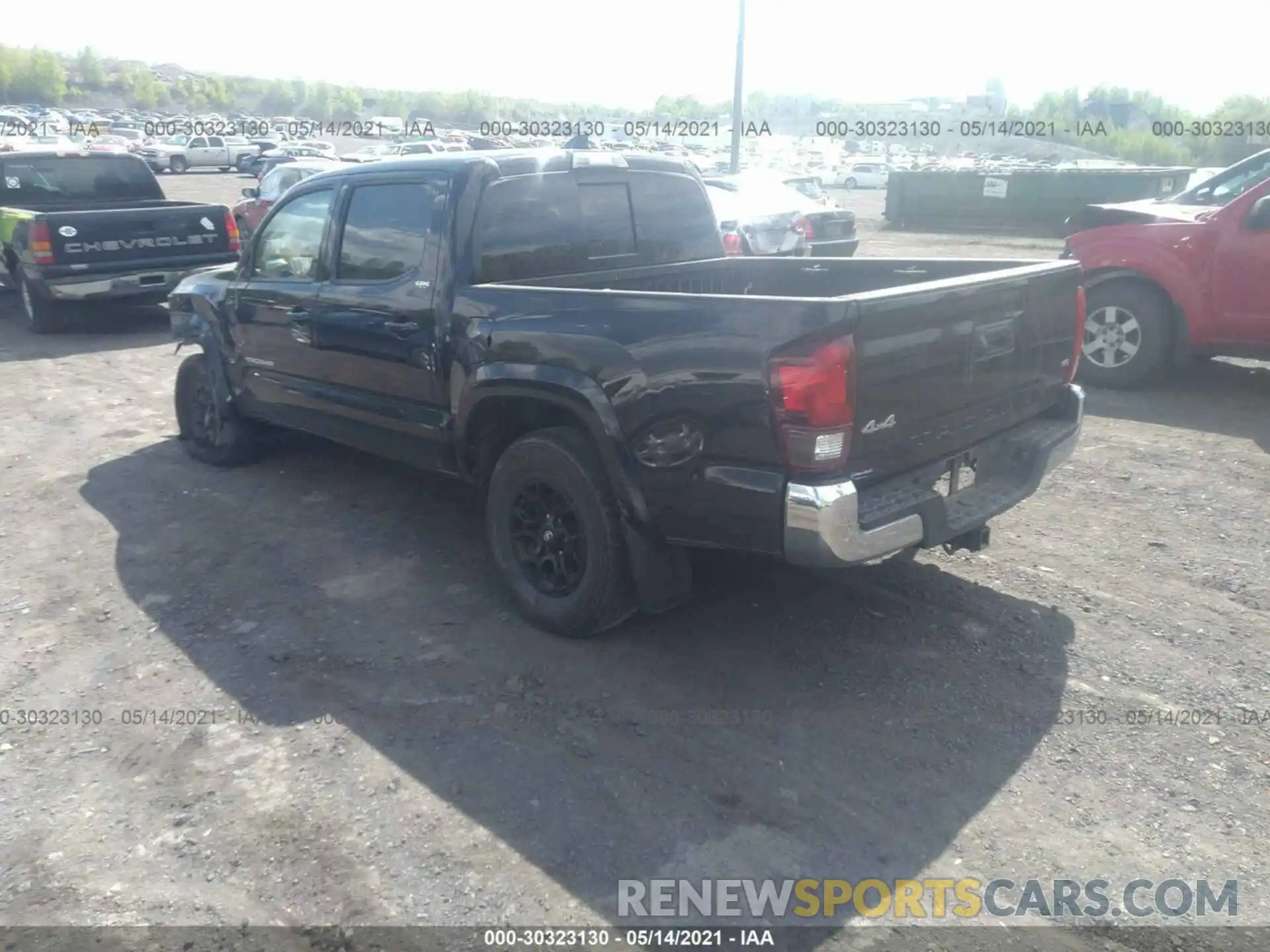 3 Photograph of a damaged car 3TMCZ5AN4KM279463 TOYOTA TACOMA 4WD 2019