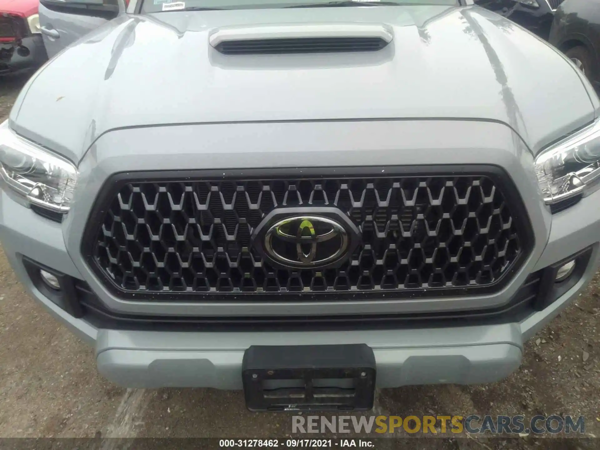 6 Photograph of a damaged car 3TMCZ5AN4KM281858 TOYOTA TACOMA 4WD 2019