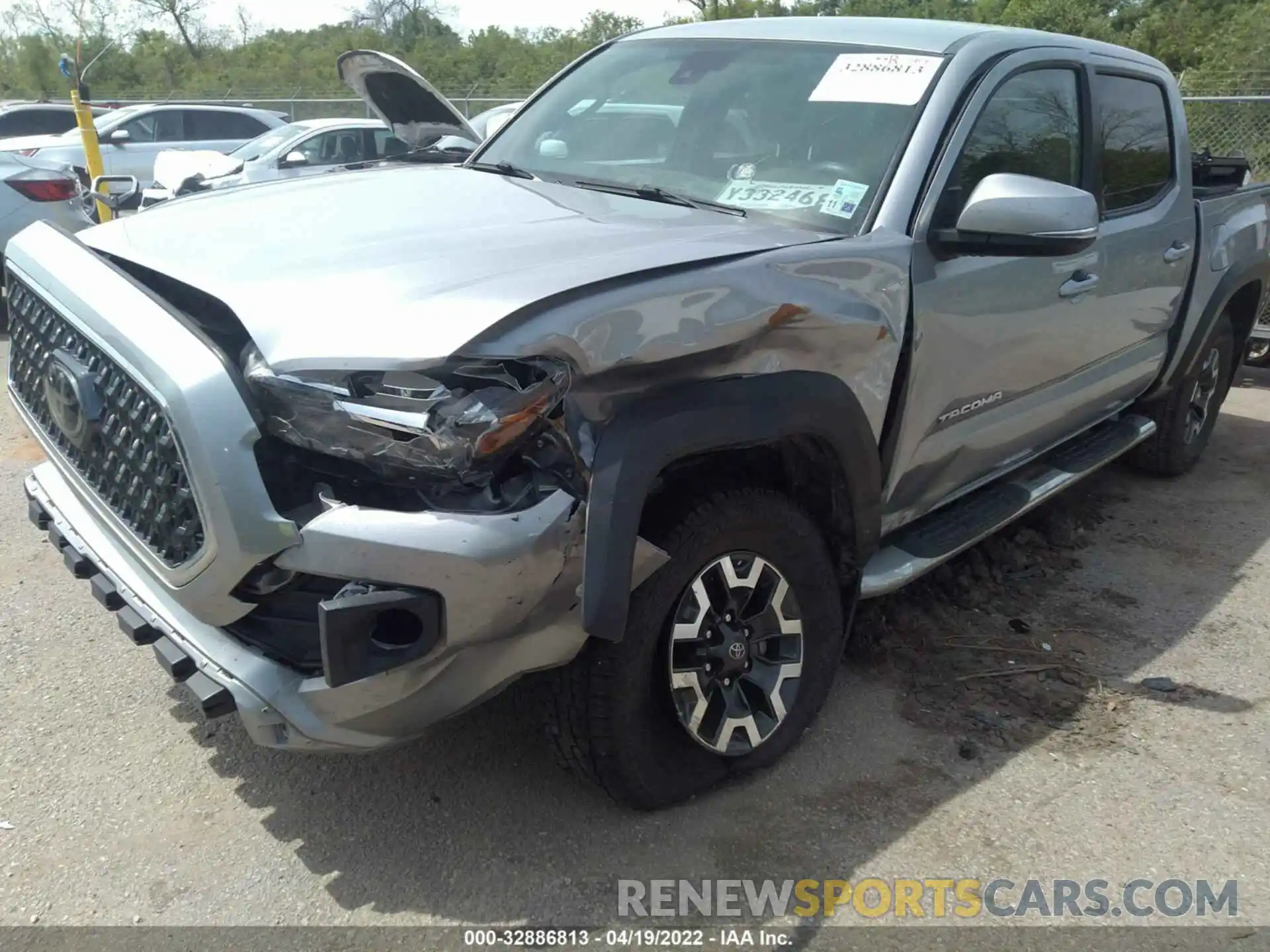 6 Фотография поврежденного автомобиля 3TMCZ5AN5KM207297 TOYOTA TACOMA 4WD 2019