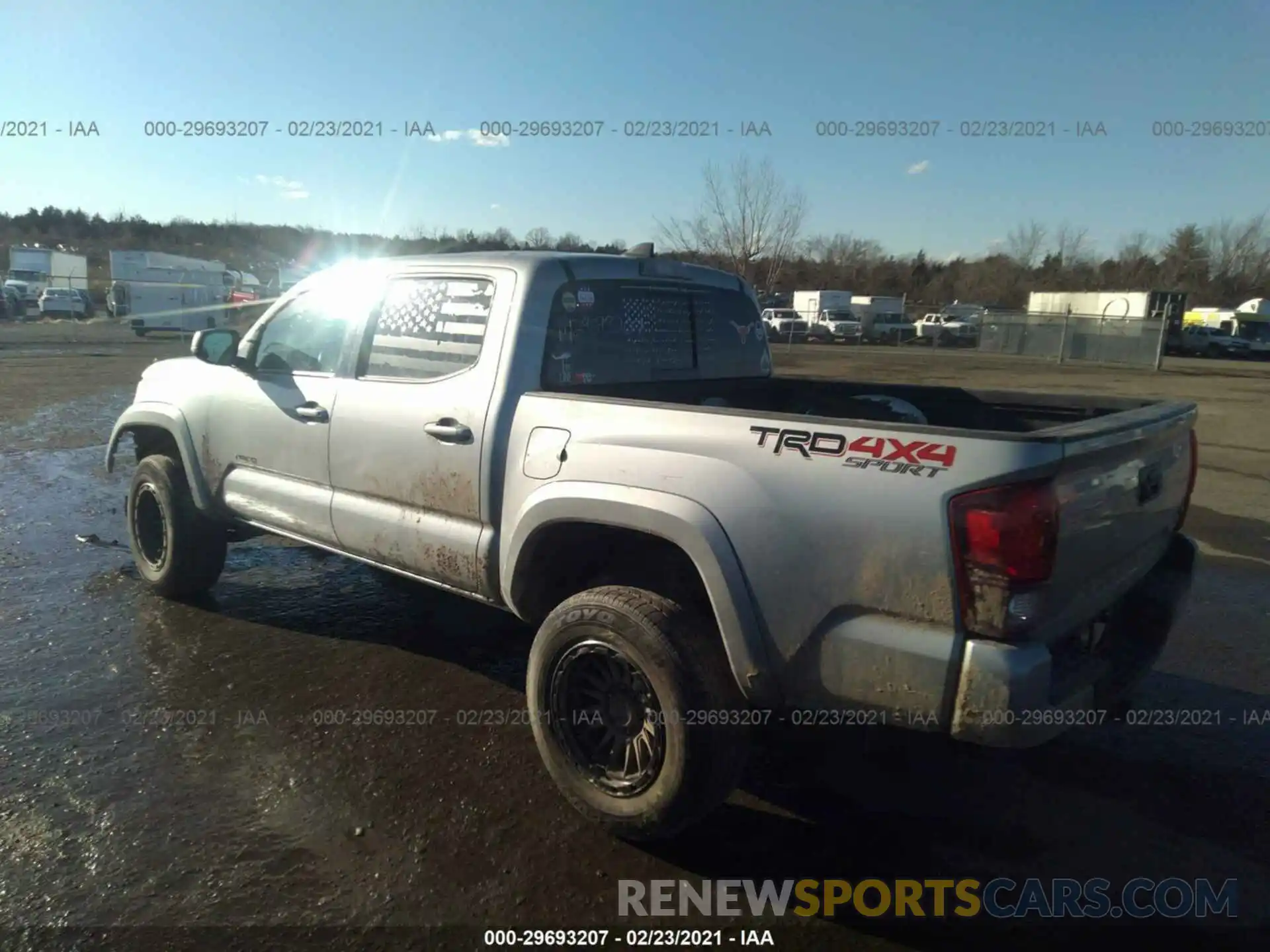 3 Photograph of a damaged car 3TMCZ5AN5KM215268 TOYOTA TACOMA 4WD 2019