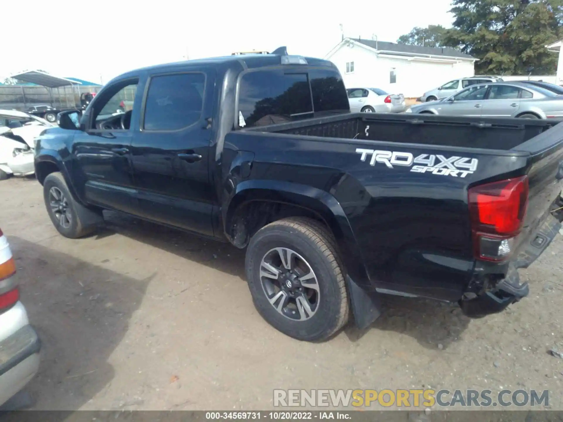 3 Photograph of a damaged car 3TMCZ5AN5KM224228 TOYOTA TACOMA 4WD 2019