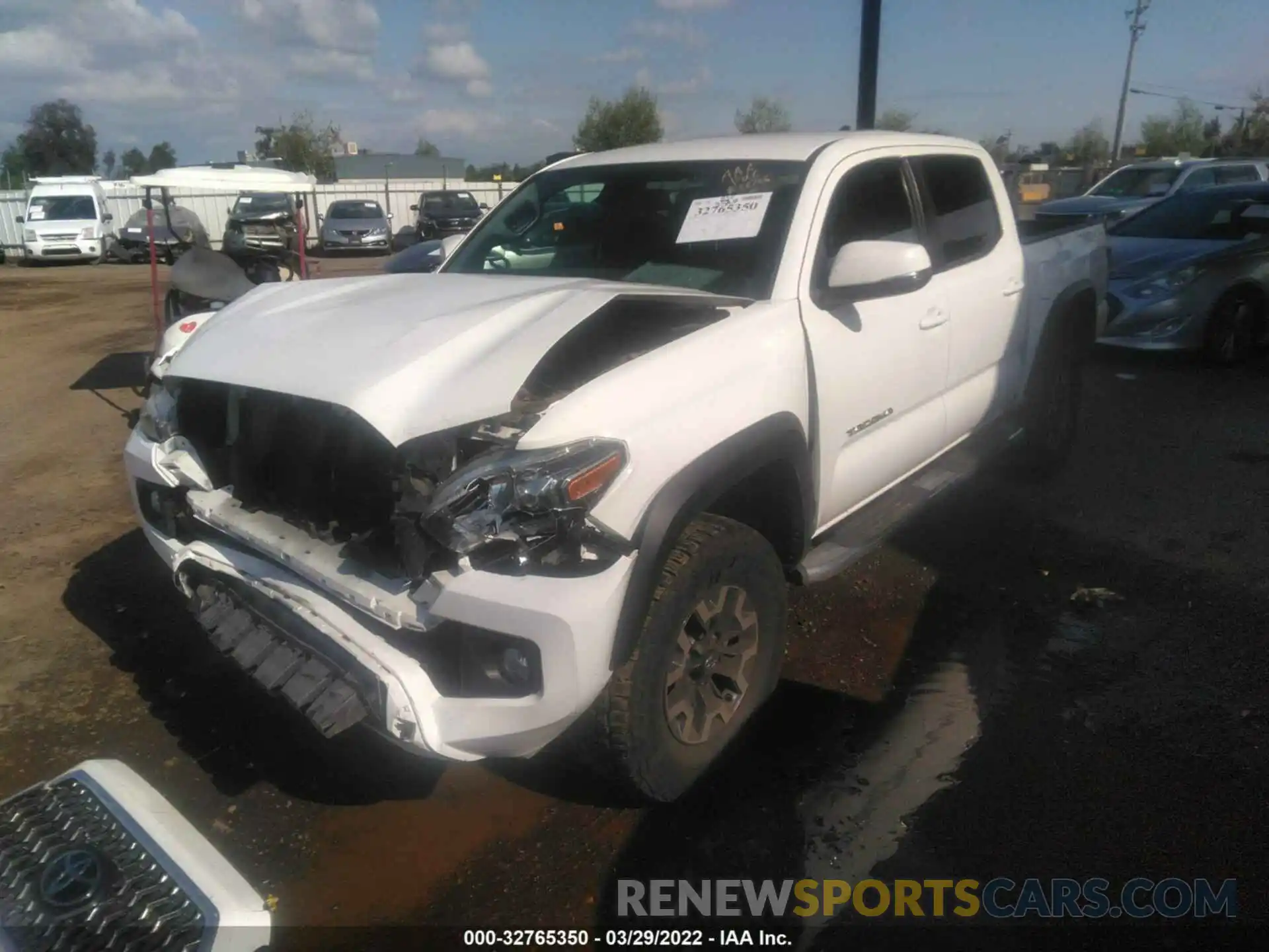 2 Photograph of a damaged car 3TMCZ5AN5KM227324 TOYOTA TACOMA 4WD 2019