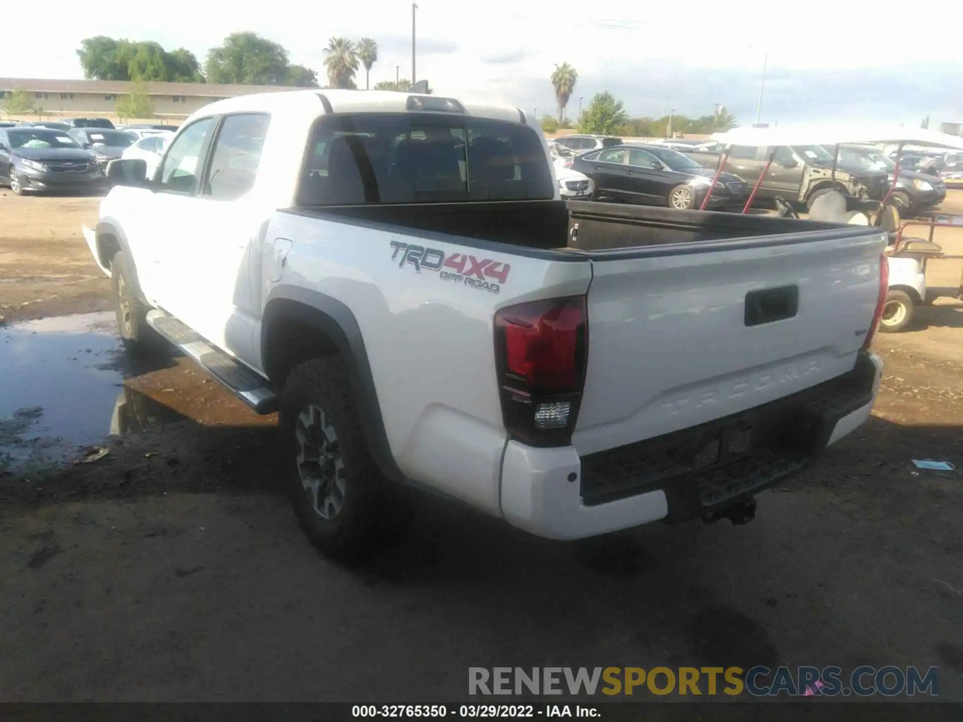 3 Photograph of a damaged car 3TMCZ5AN5KM227324 TOYOTA TACOMA 4WD 2019