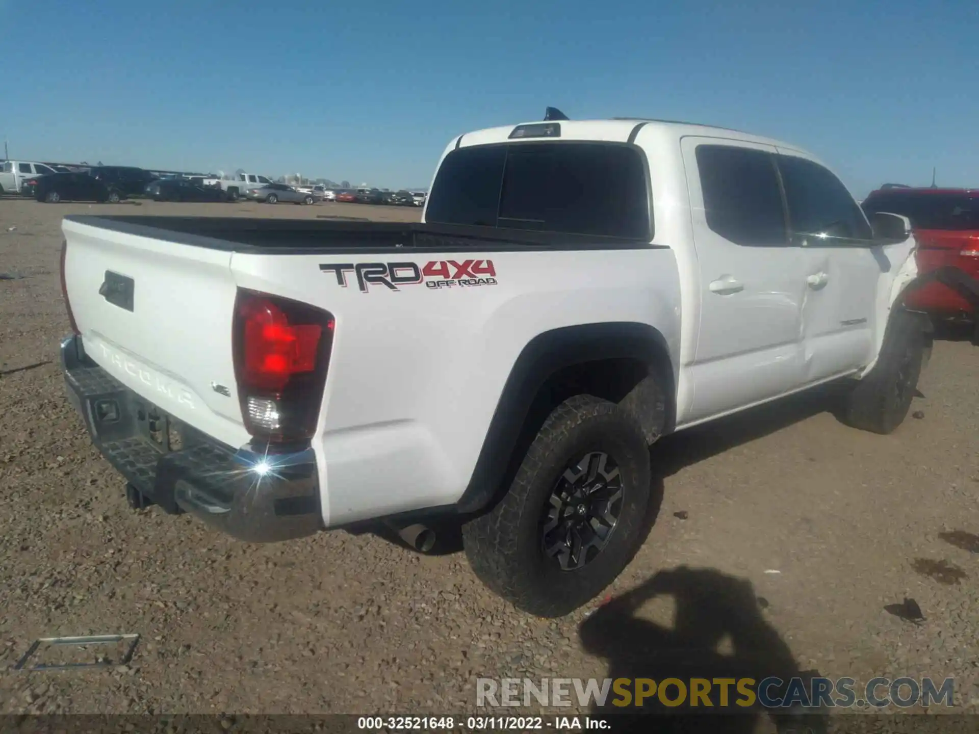 4 Photograph of a damaged car 3TMCZ5AN5KM227601 TOYOTA TACOMA 4WD 2019