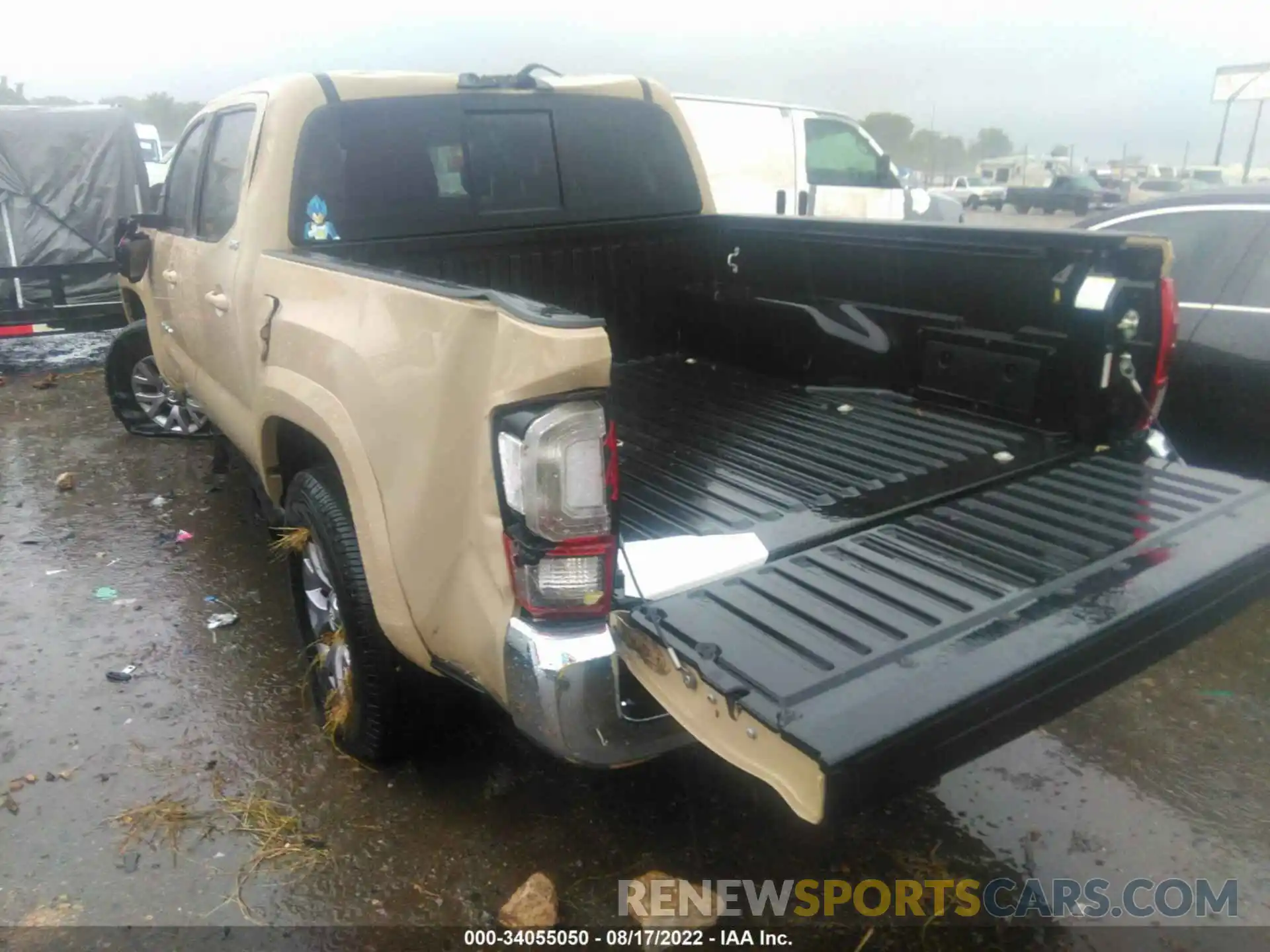 3 Фотография поврежденного автомобиля 3TMCZ5AN5KM230465 TOYOTA TACOMA 4WD 2019