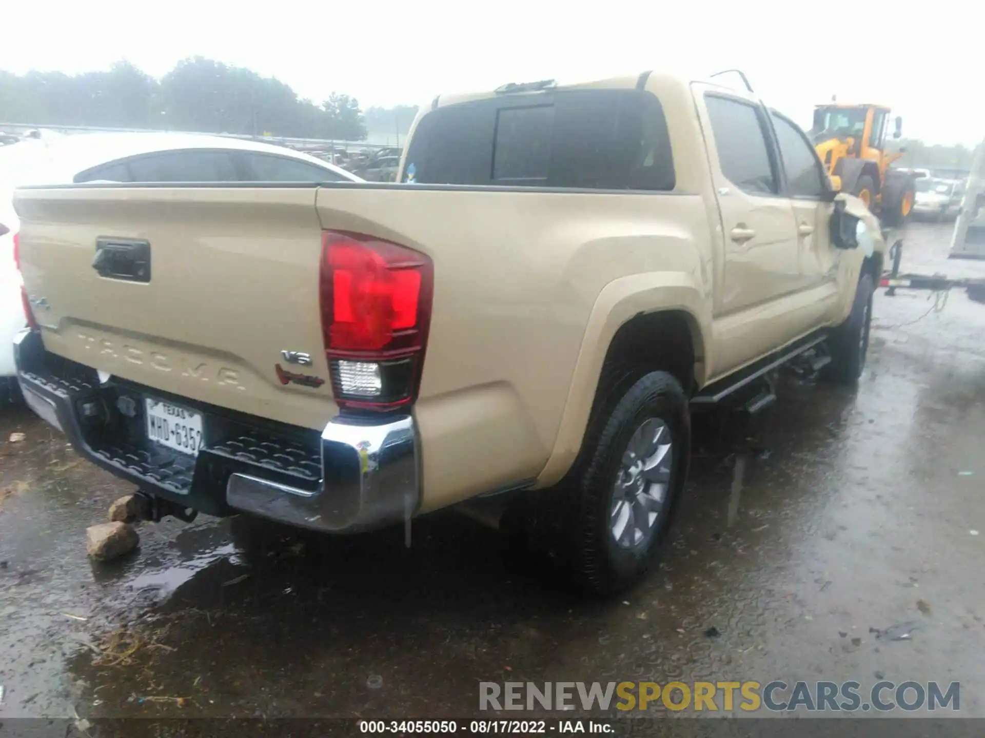 4 Фотография поврежденного автомобиля 3TMCZ5AN5KM230465 TOYOTA TACOMA 4WD 2019