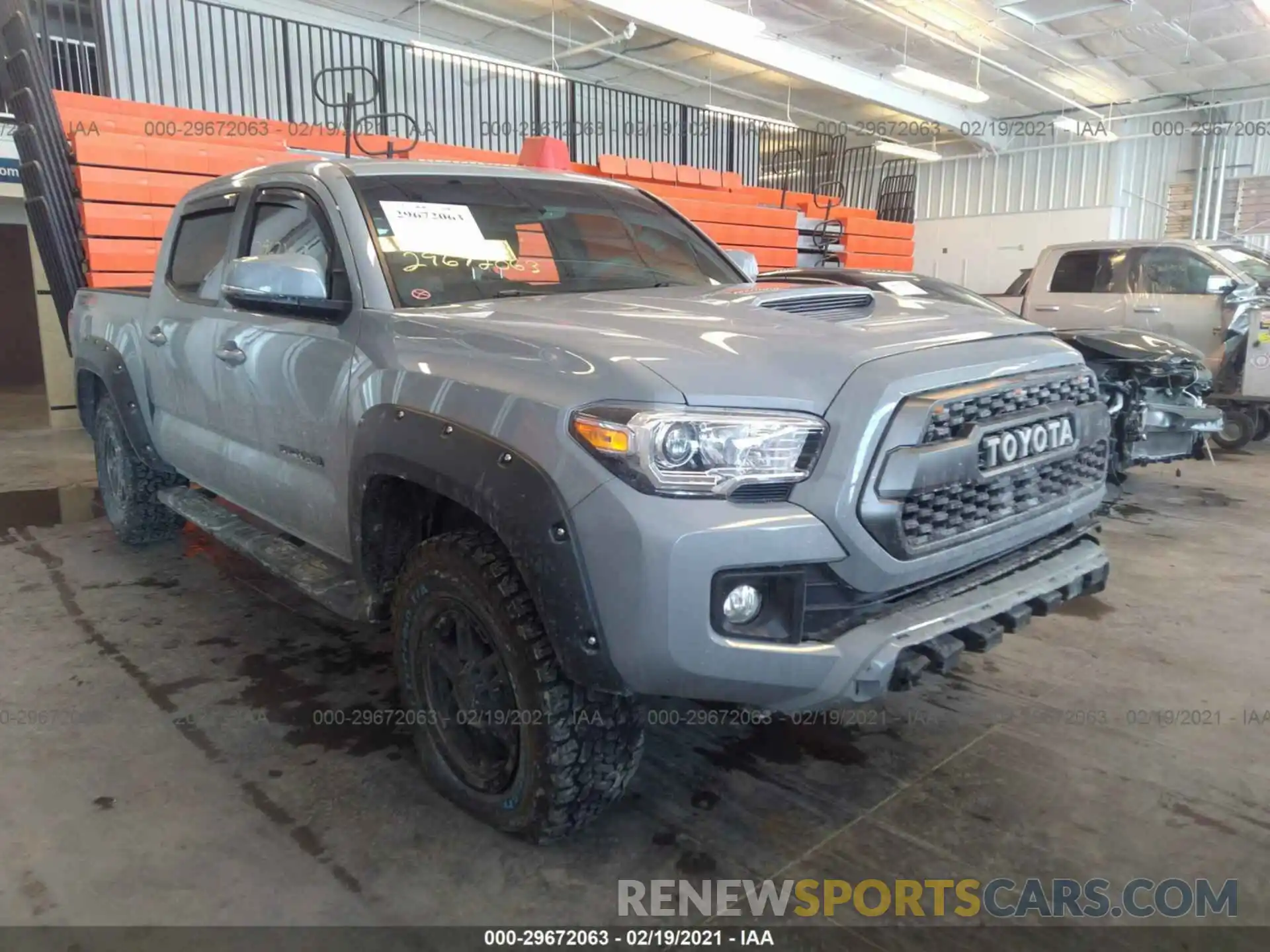 1 Photograph of a damaged car 3TMCZ5AN5KM230921 TOYOTA TACOMA 4WD 2019