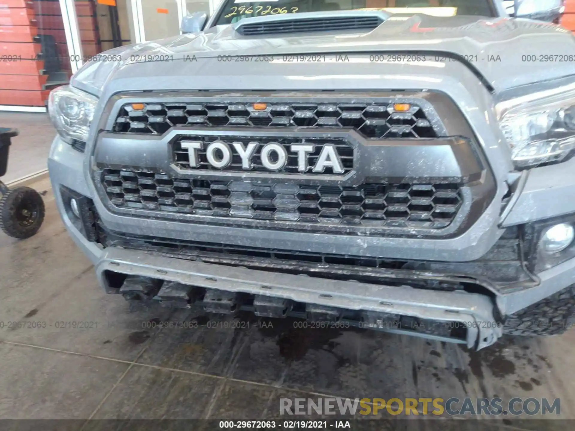 6 Photograph of a damaged car 3TMCZ5AN5KM230921 TOYOTA TACOMA 4WD 2019