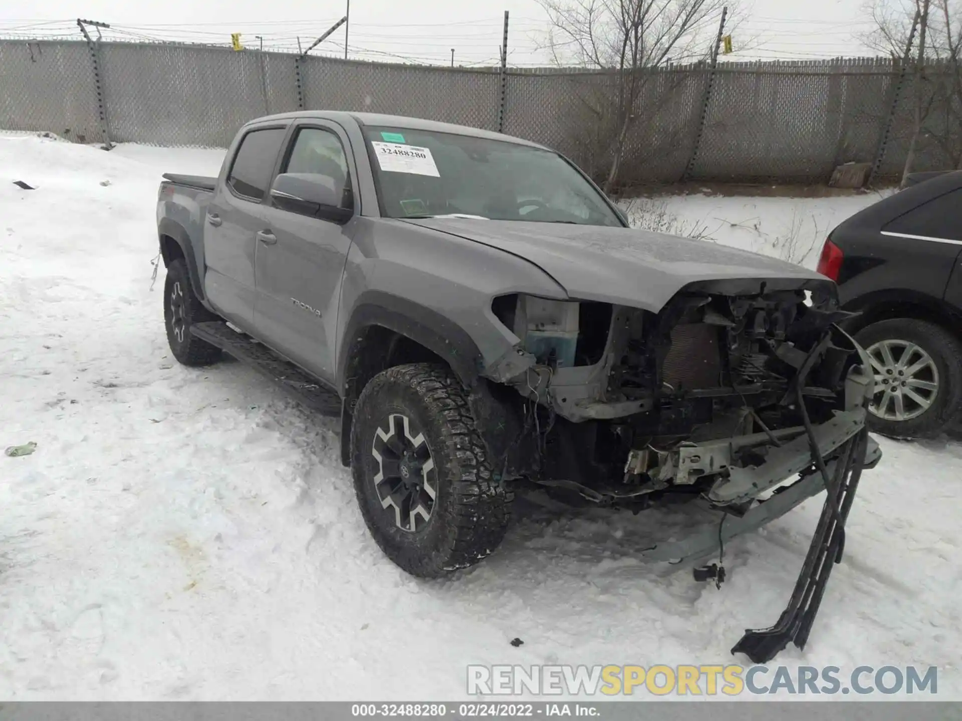 1 Photograph of a damaged car 3TMCZ5AN5KM231602 TOYOTA TACOMA 4WD 2019