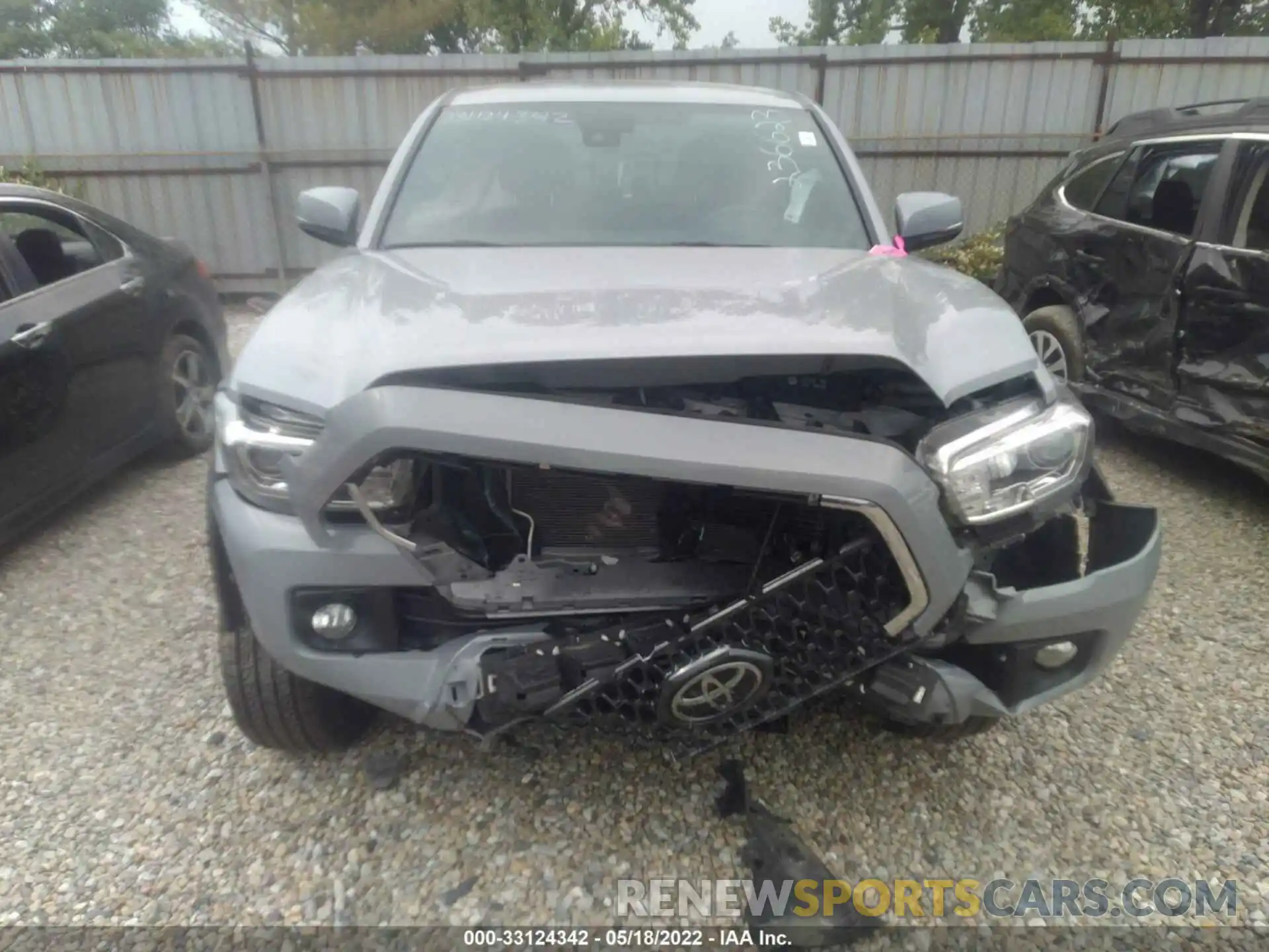 6 Photograph of a damaged car 3TMCZ5AN5KM236623 TOYOTA TACOMA 4WD 2019