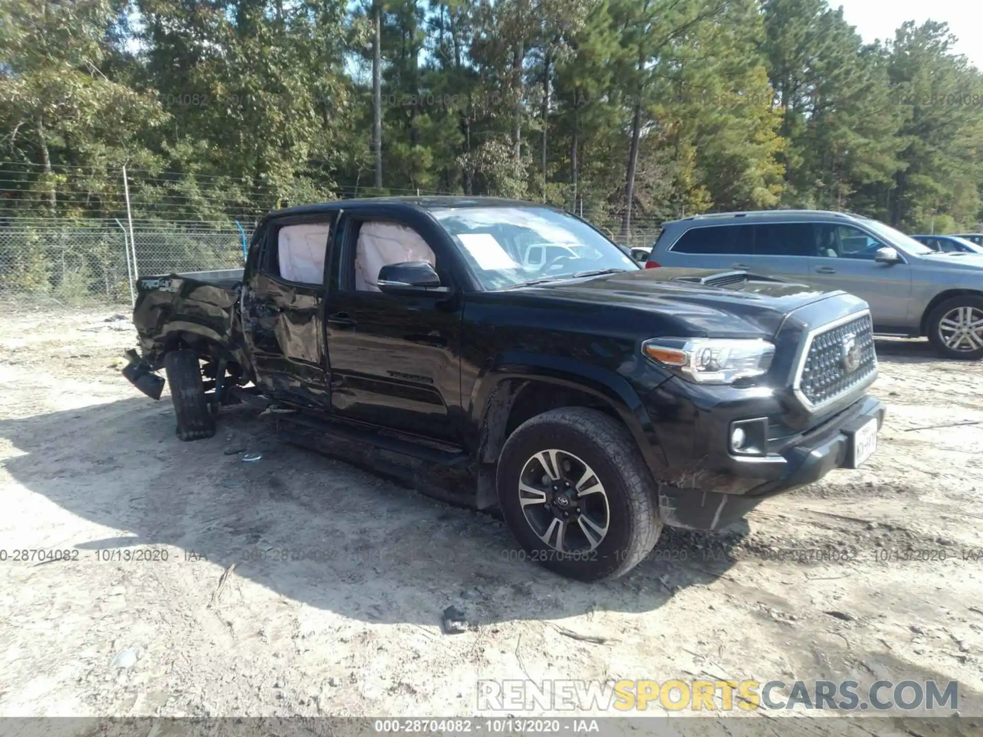 1 Photograph of a damaged car 3TMCZ5AN5KM240400 TOYOTA TACOMA 4WD 2019