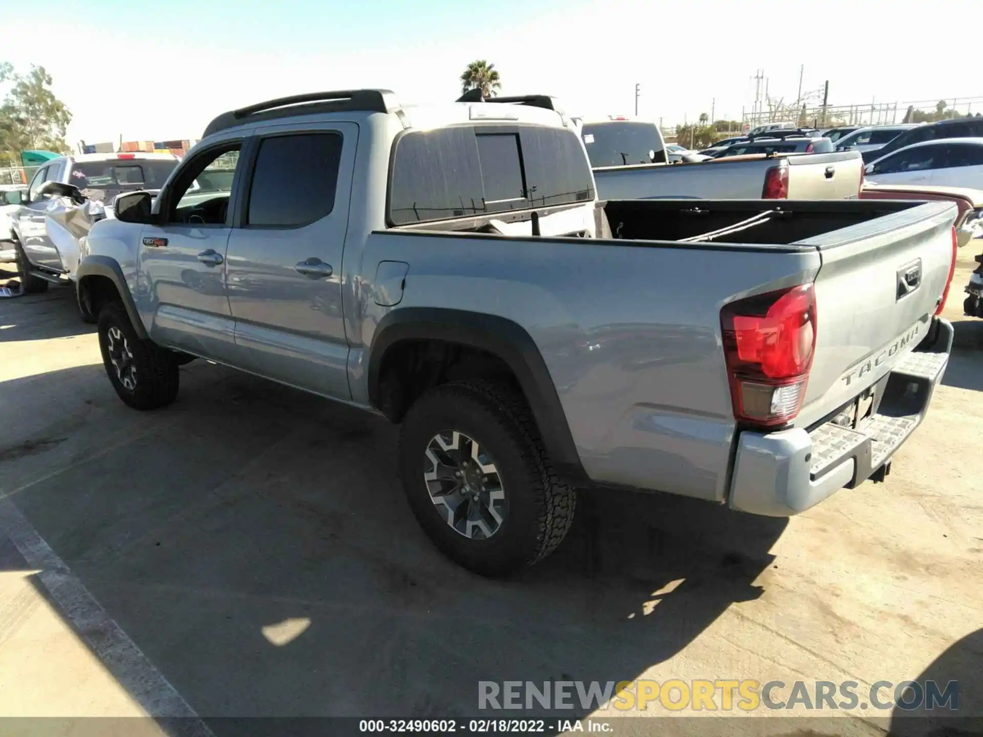 3 Photograph of a damaged car 3TMCZ5AN5KM244849 TOYOTA TACOMA 4WD 2019