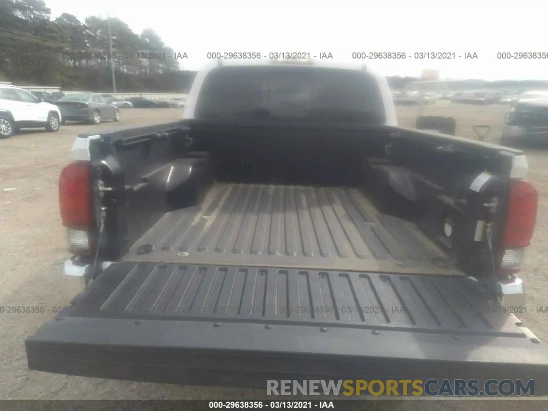 8 Photograph of a damaged car 3TMCZ5AN5KM250747 TOYOTA TACOMA 4WD 2019