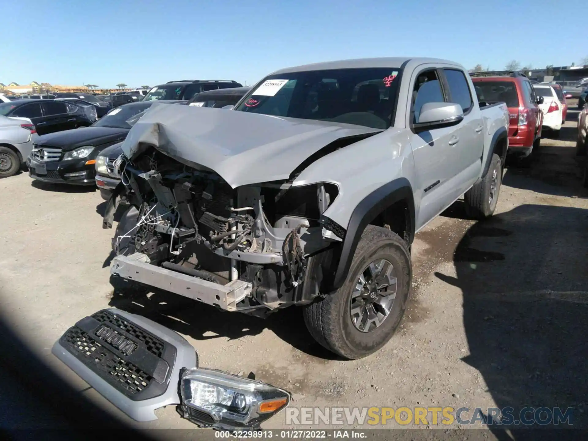 2 Photograph of a damaged car 3TMCZ5AN5KM251641 TOYOTA TACOMA 4WD 2019