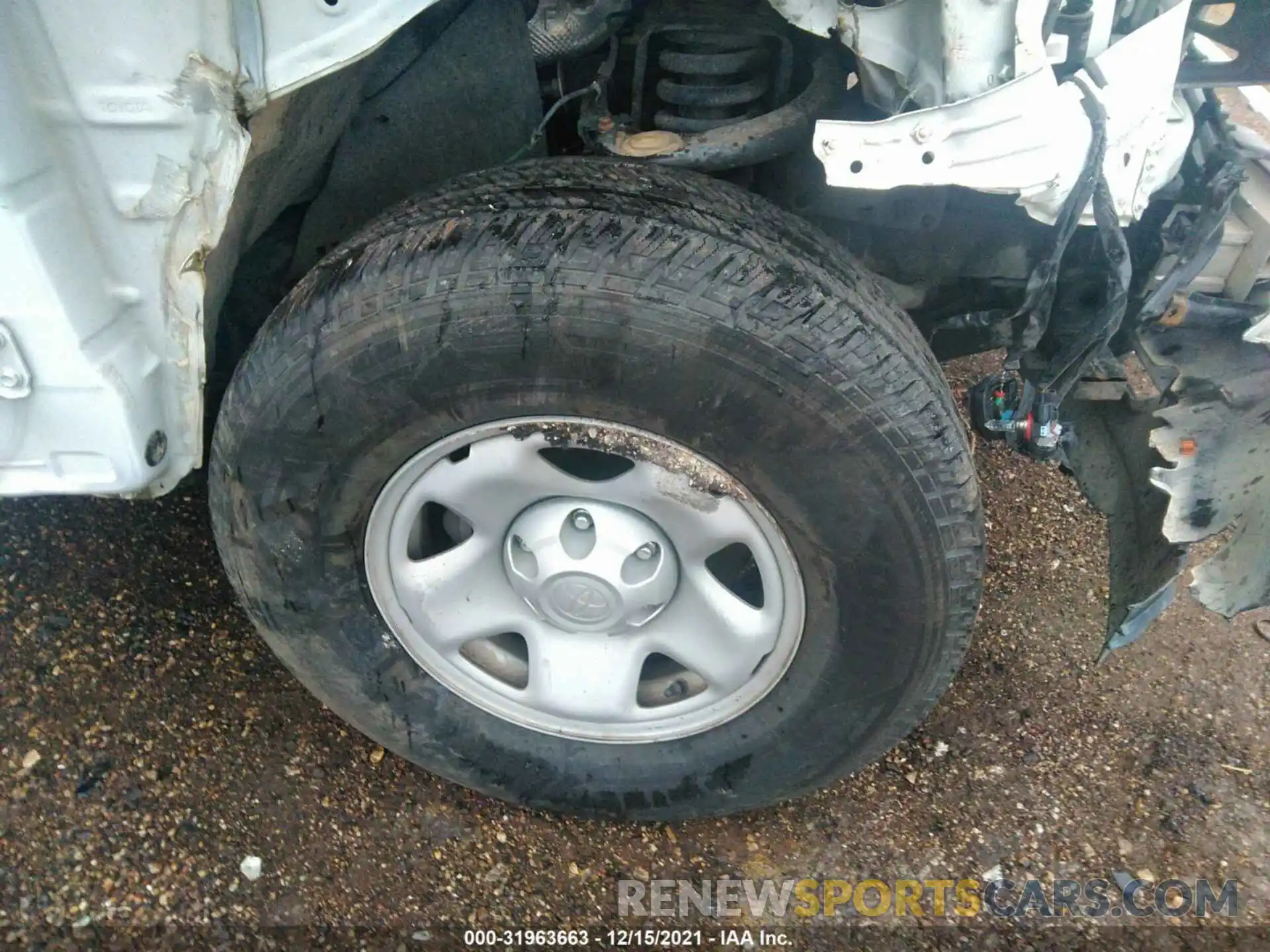 14 Photograph of a damaged car 3TMCZ5AN5KM257567 TOYOTA TACOMA 4WD 2019