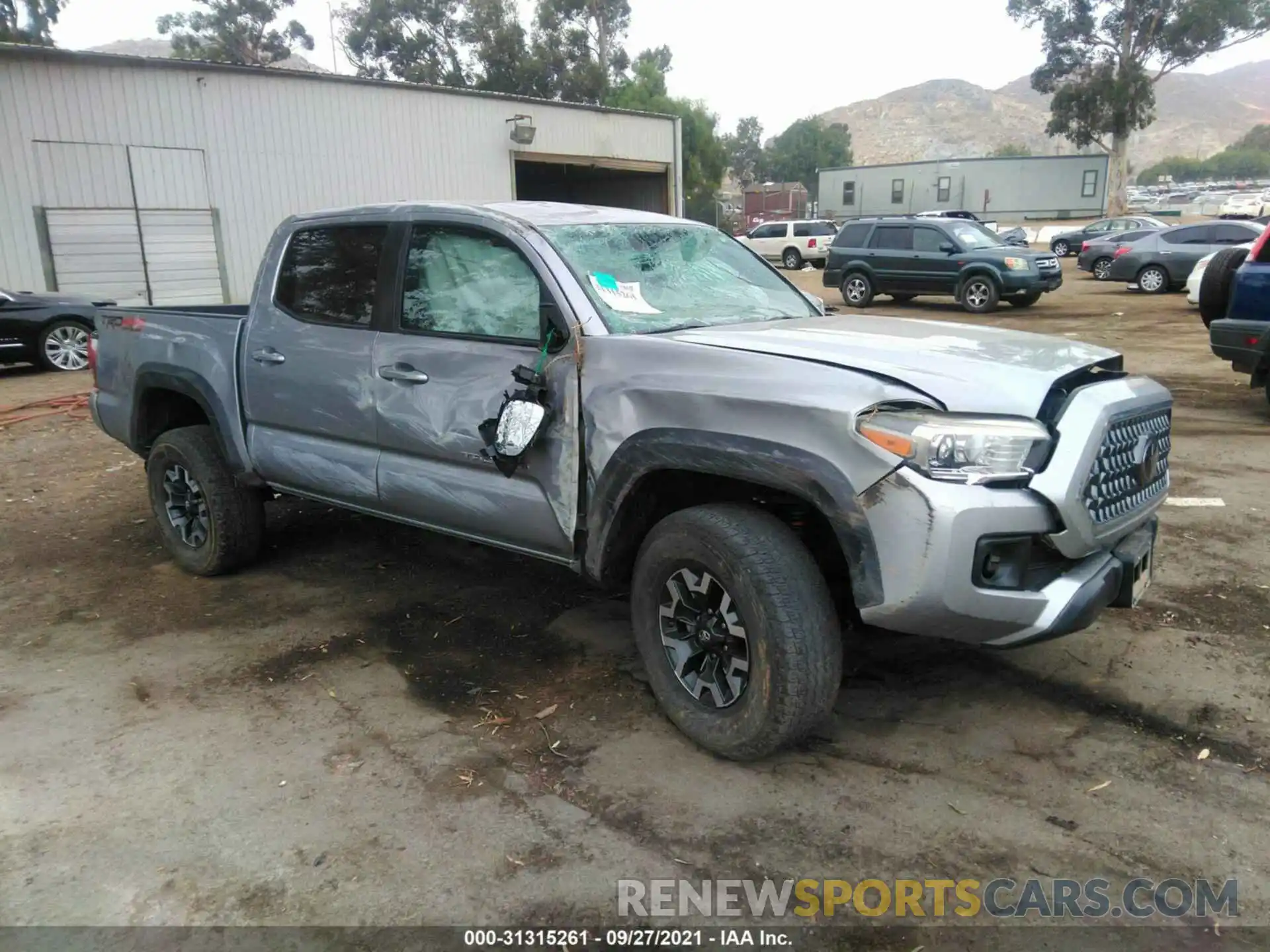 1 Photograph of a damaged car 3TMCZ5AN5KM259223 TOYOTA TACOMA 4WD 2019