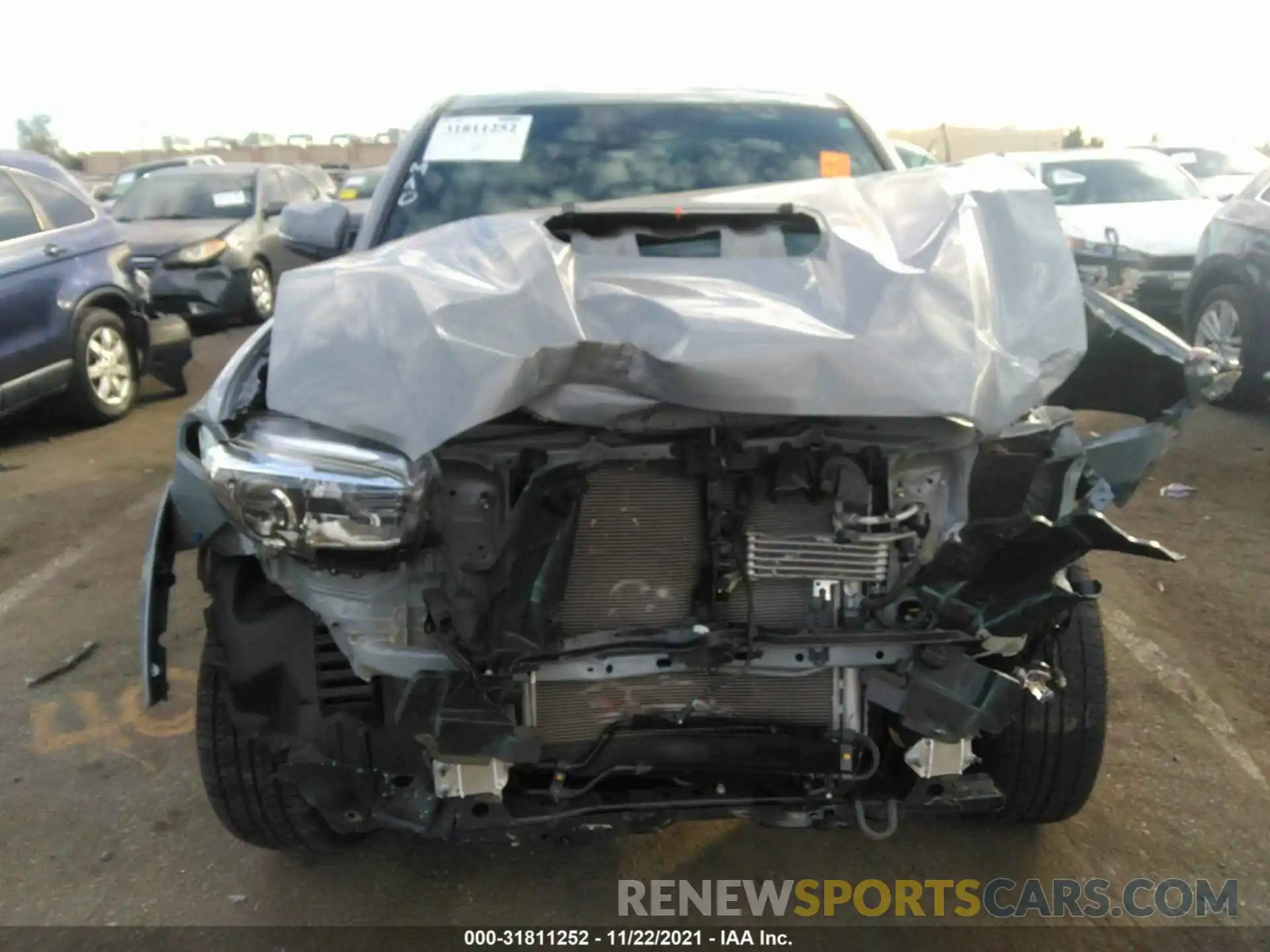 6 Photograph of a damaged car 3TMCZ5AN5KM260713 TOYOTA TACOMA 4WD 2019