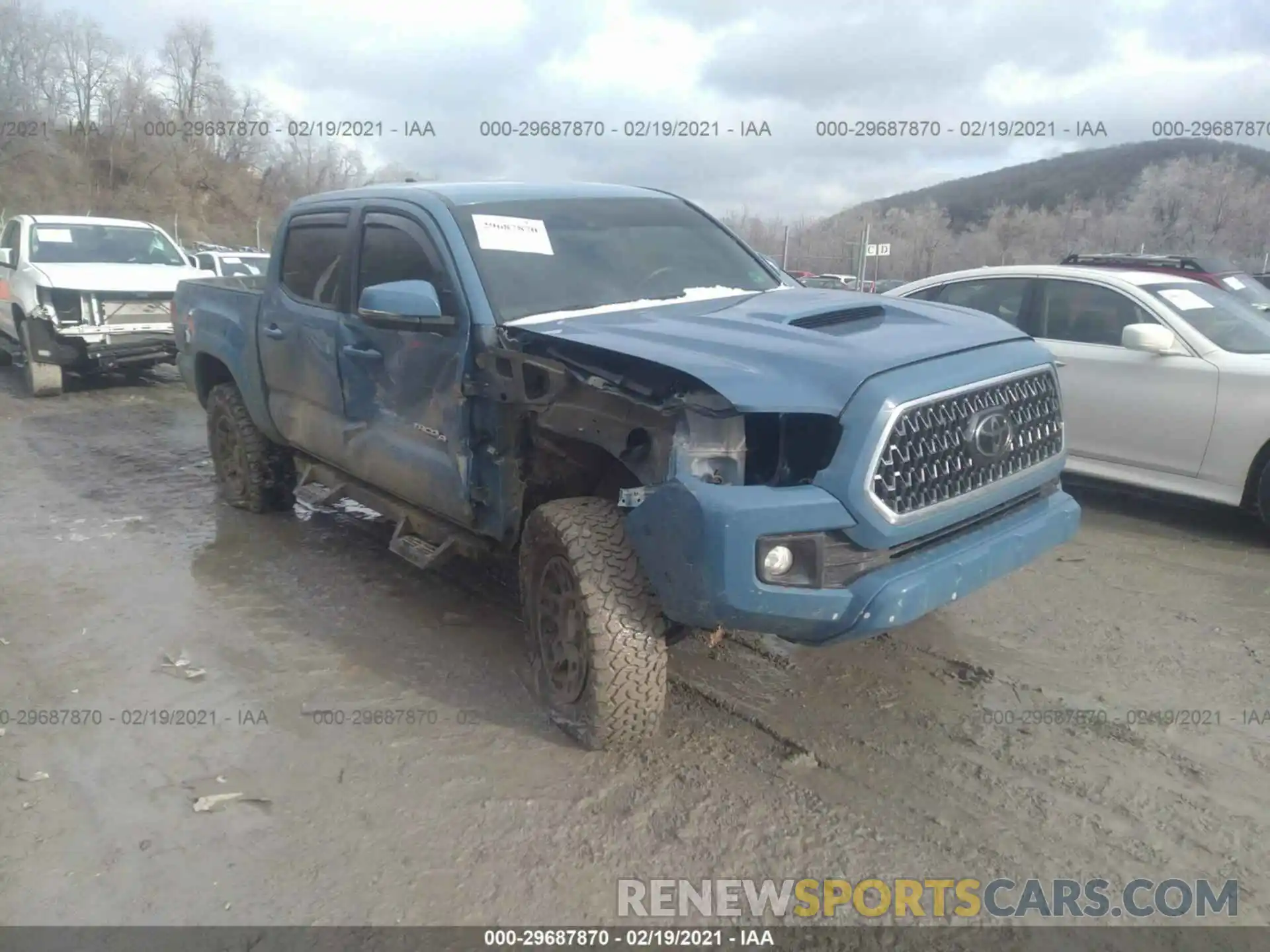 1 Photograph of a damaged car 3TMCZ5AN5KM262218 TOYOTA TACOMA 4WD 2019