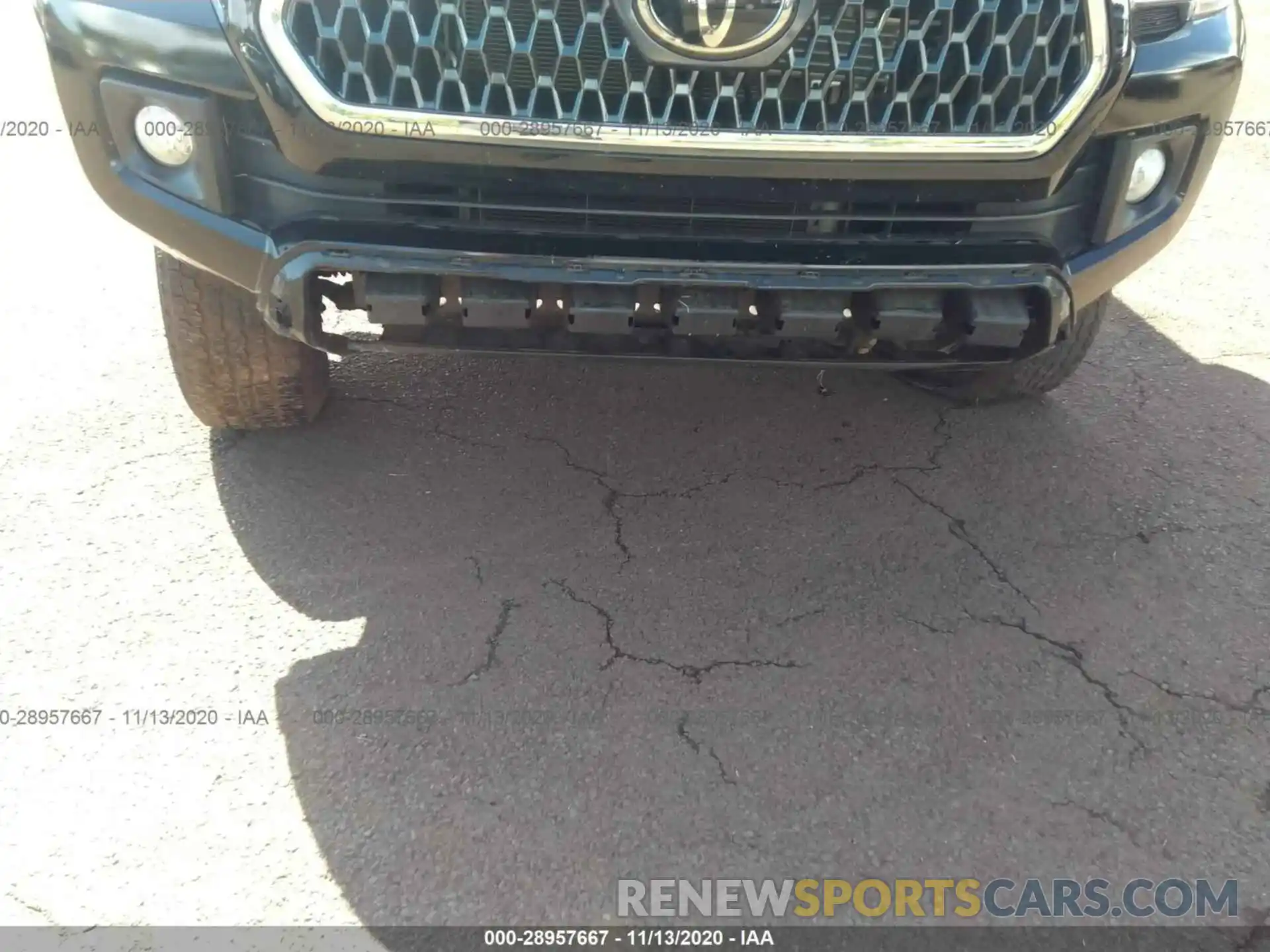 6 Photograph of a damaged car 3TMCZ5AN5KM264339 TOYOTA TACOMA 4WD 2019